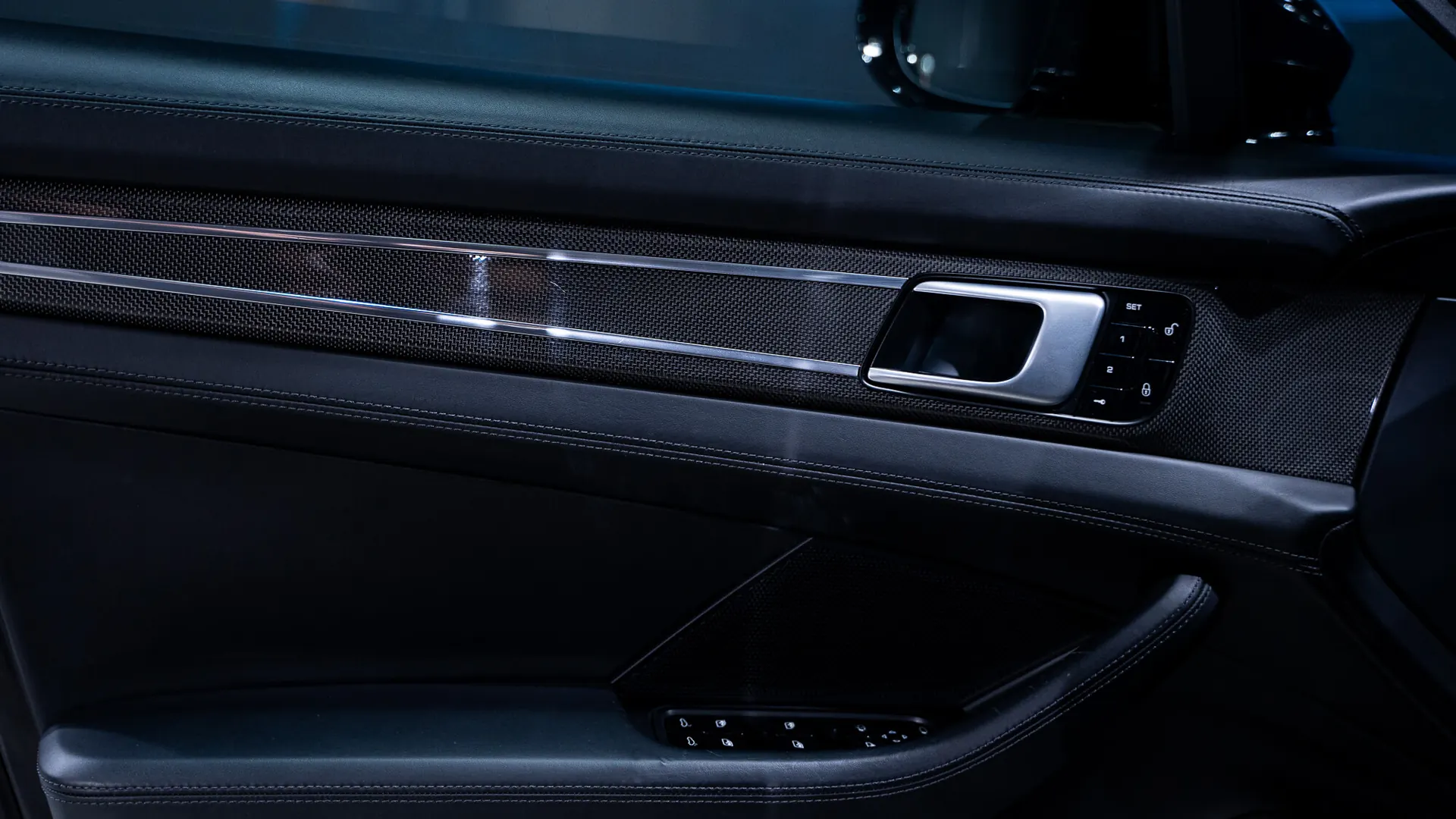 Porsche PANAMERA — photo 21