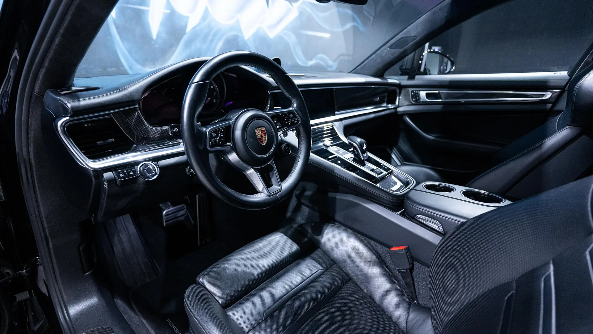 Porsche PANAMERA — photo 6