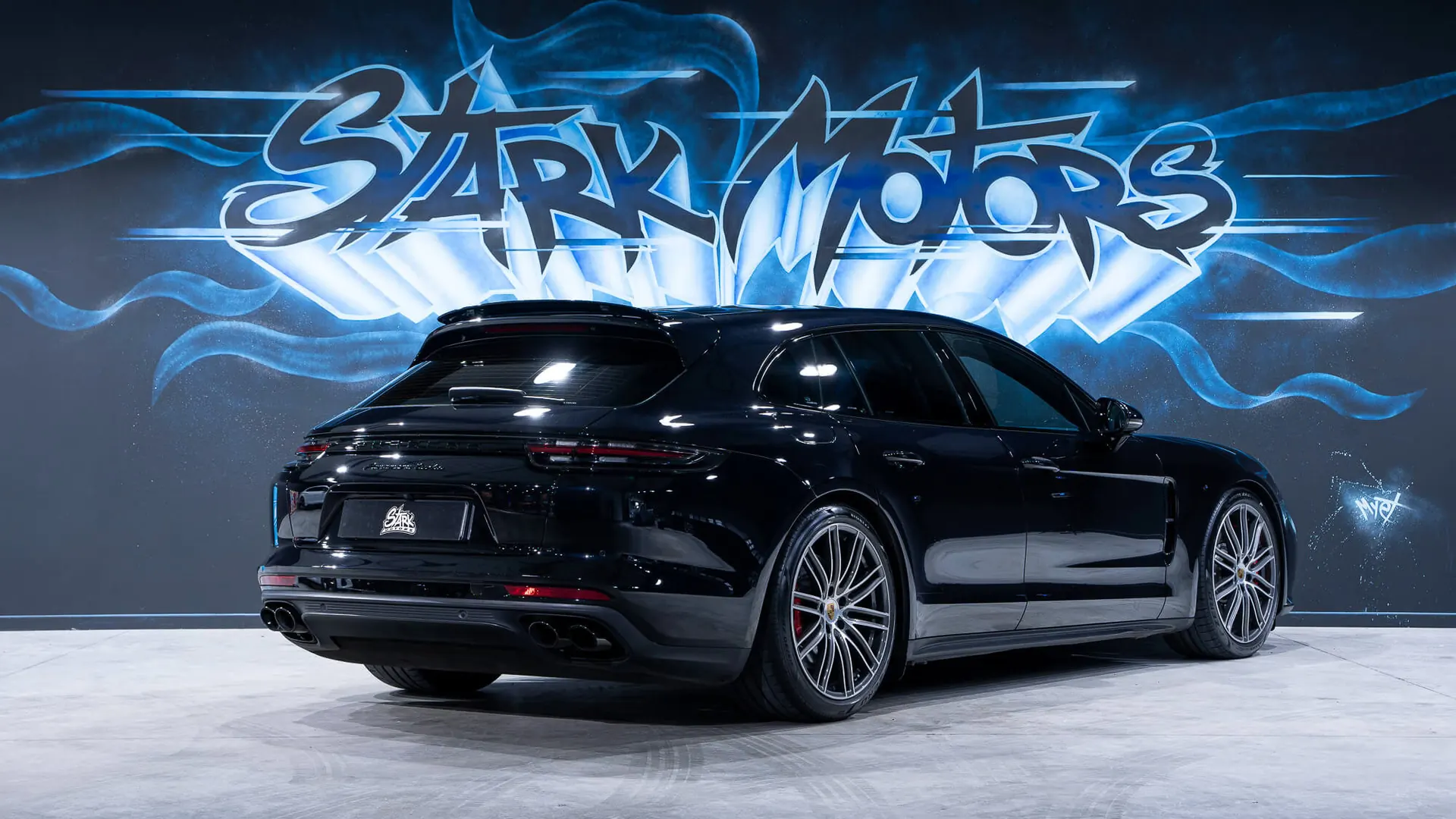 Porsche PANAMERA — photo 4