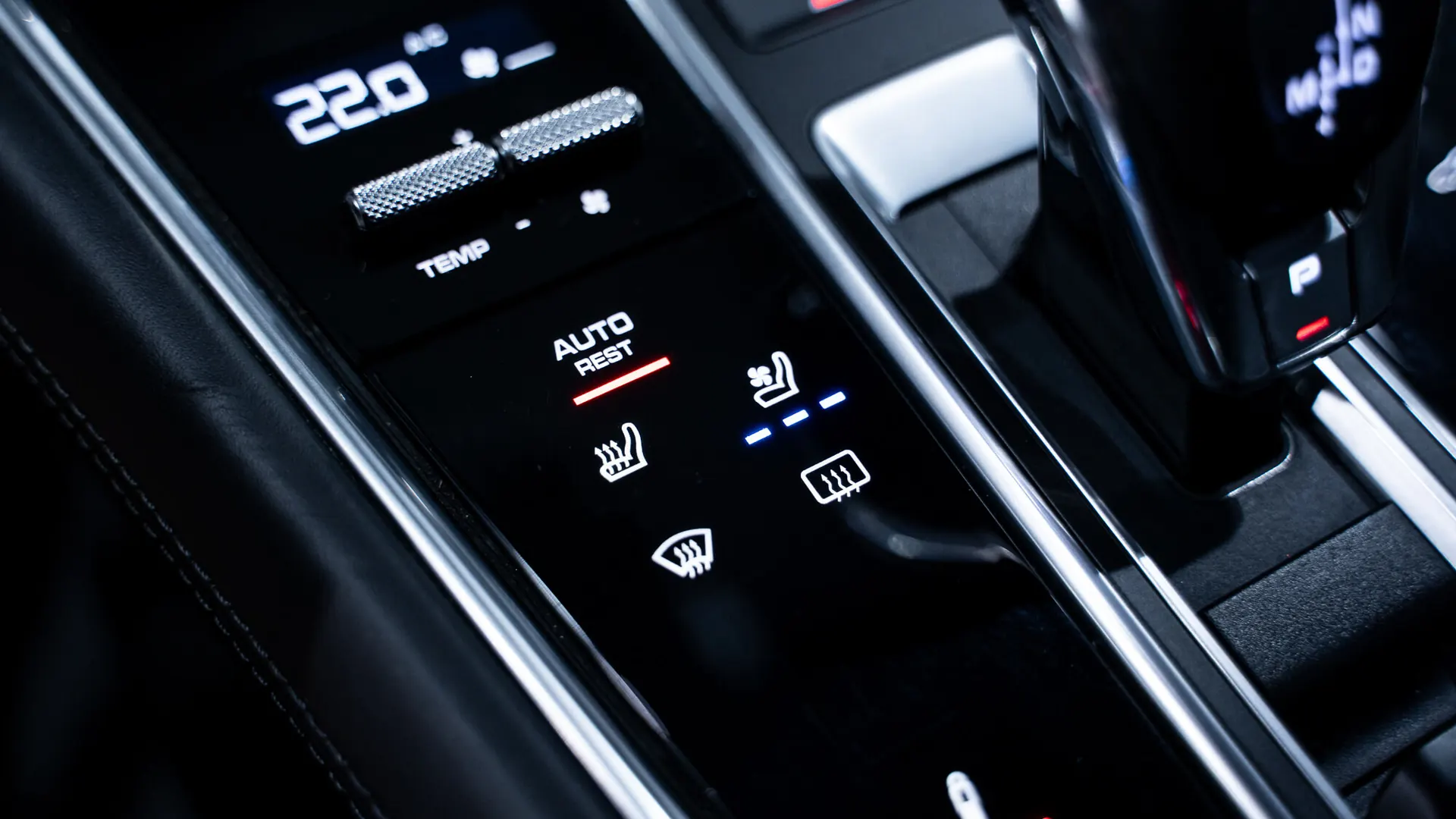 Porsche PANAMERA — photo 31
