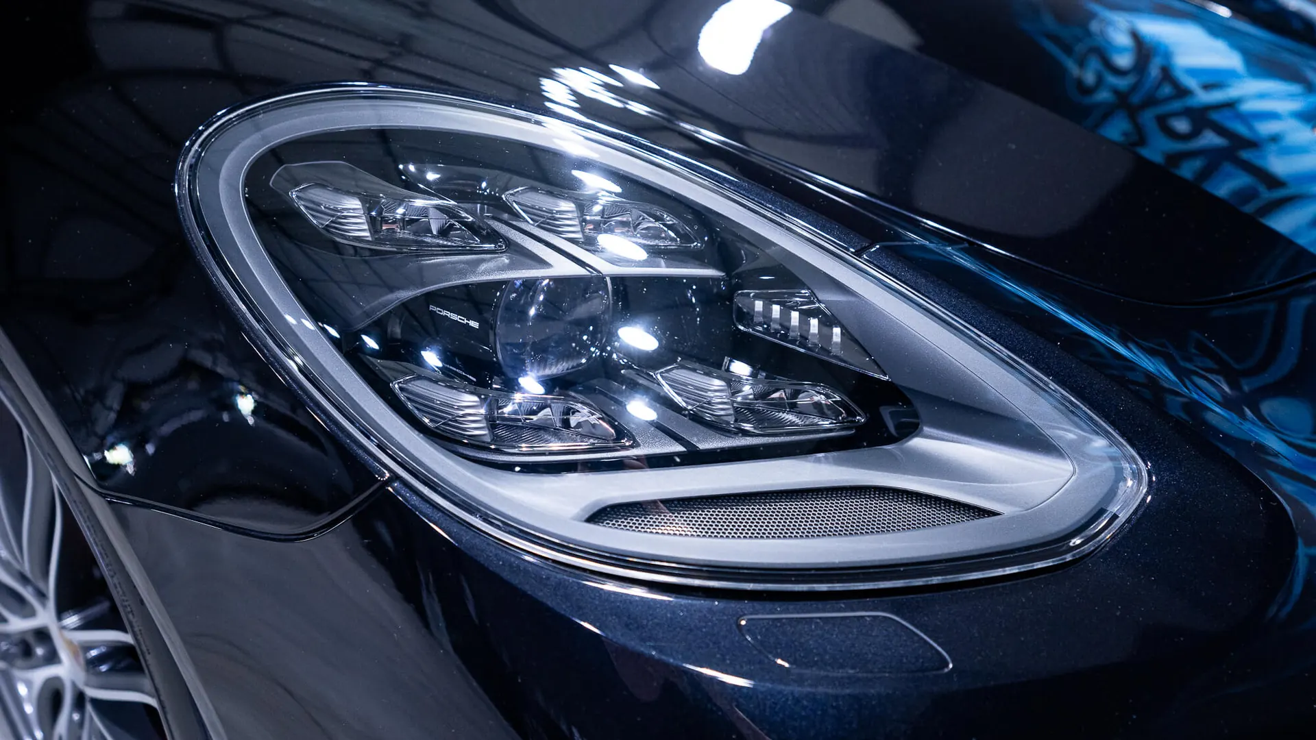 Porsche PANAMERA — photo 19