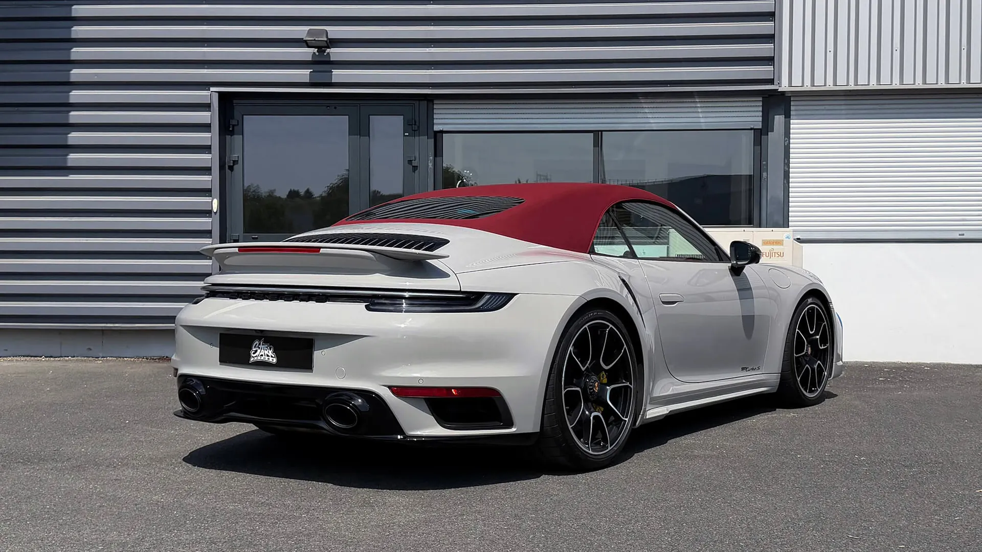 Porsche 911 — photo 6
