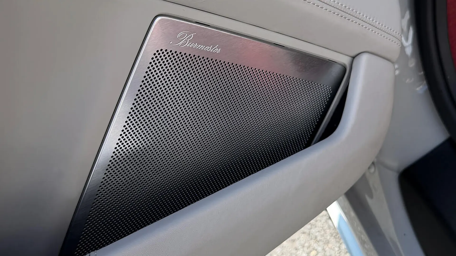 Porsche 911 — photo 29