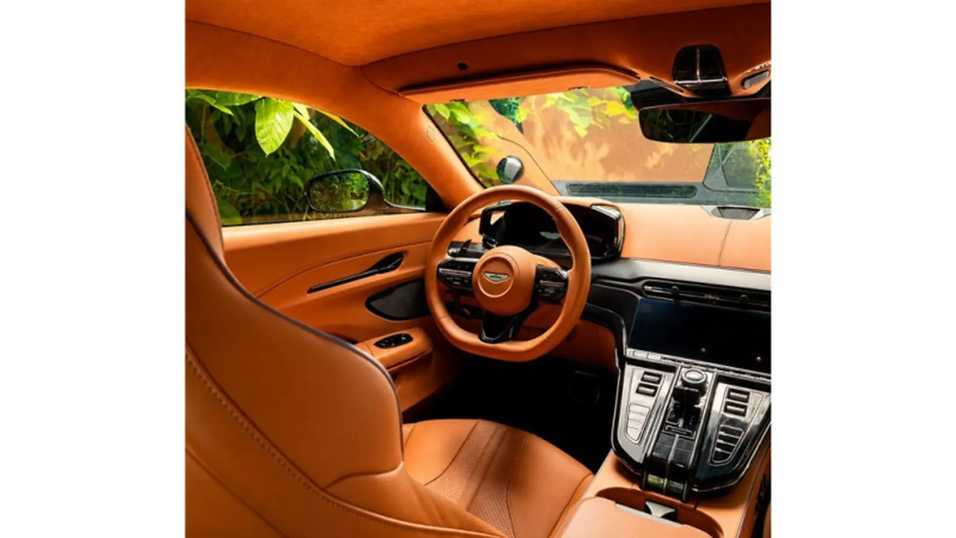 Aston Martin VANTAGE — photo 8