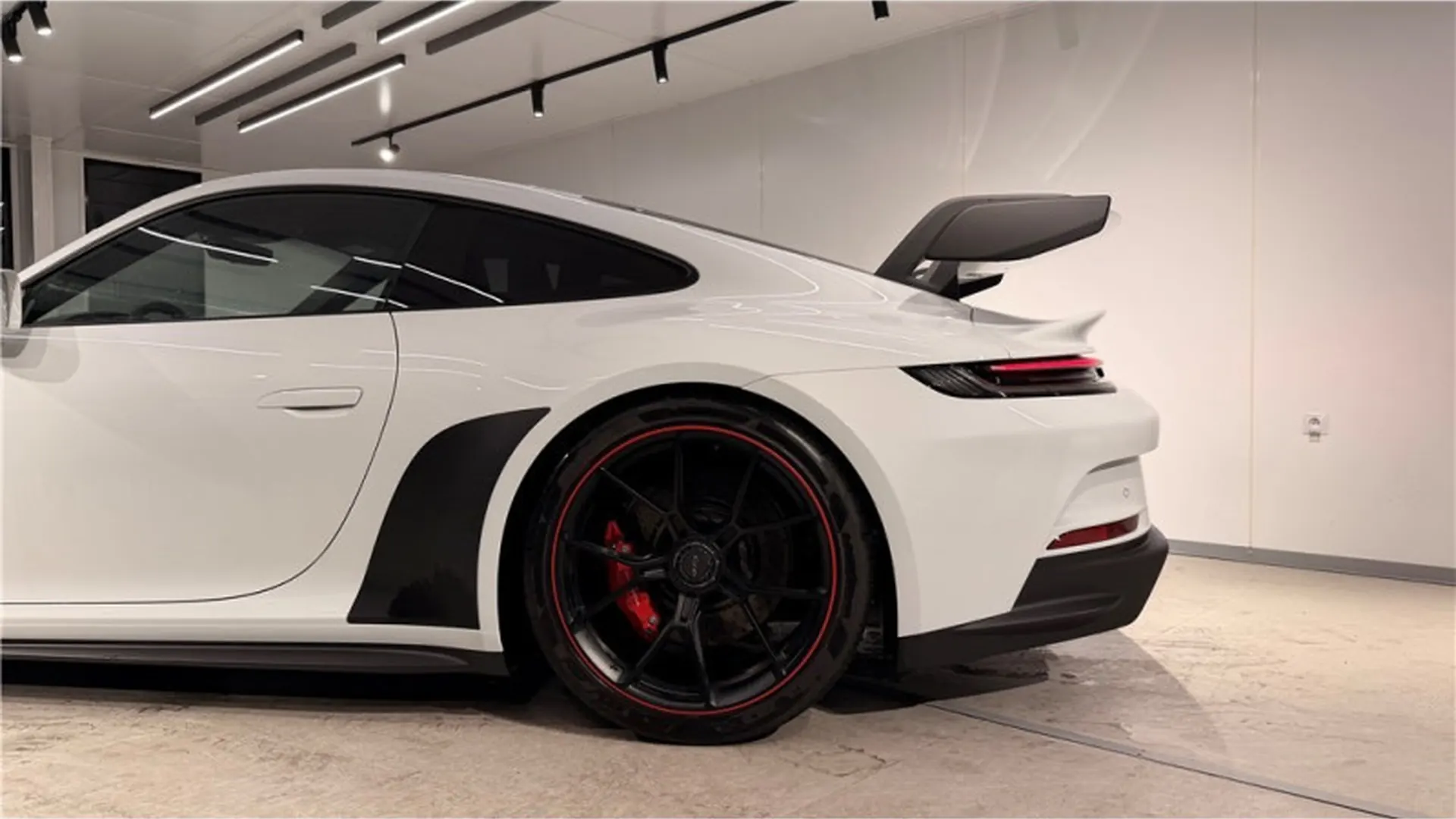 Porsche 911 GT3 — photo 6