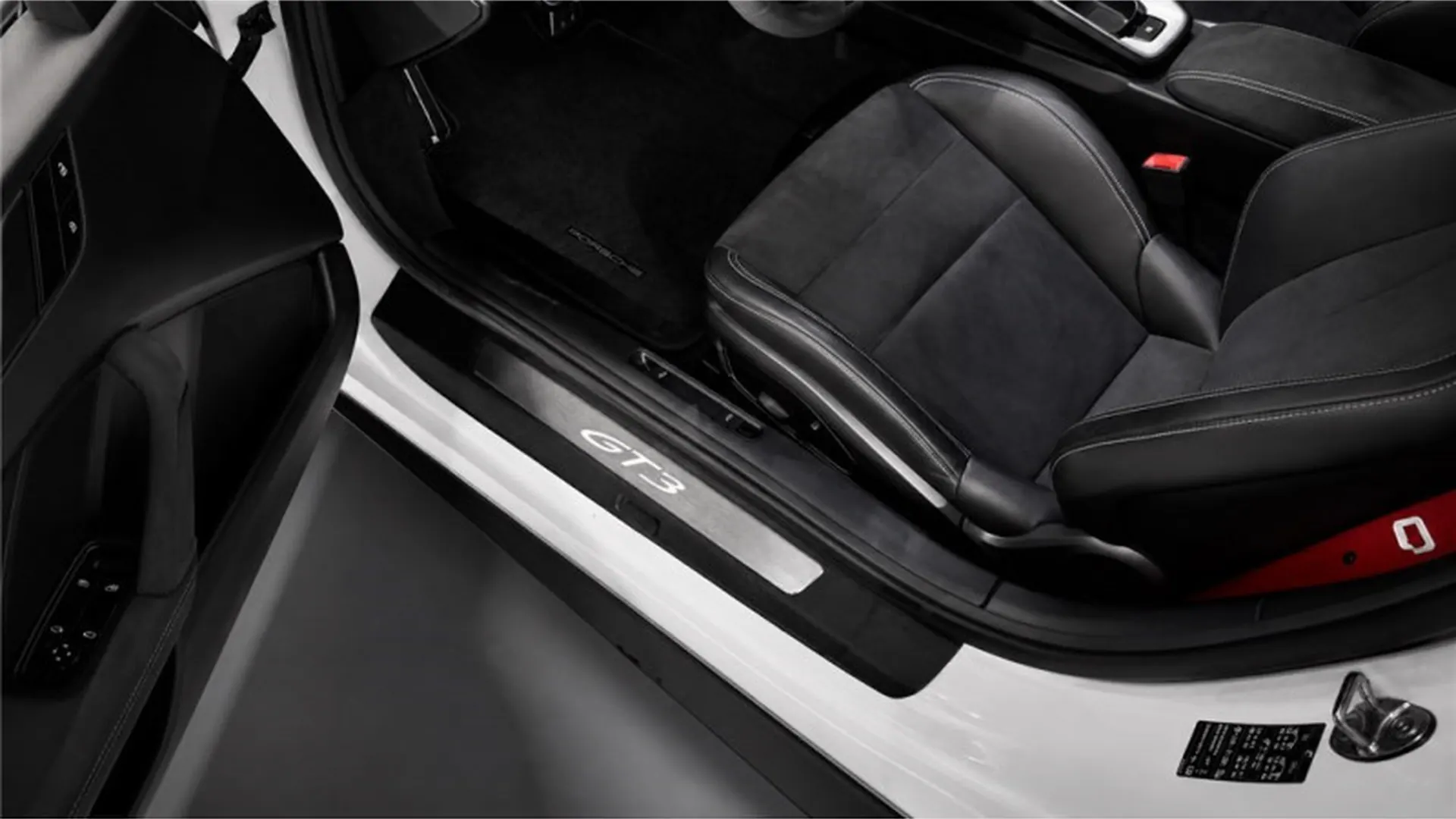 Porsche 911 GT3 — photo 13