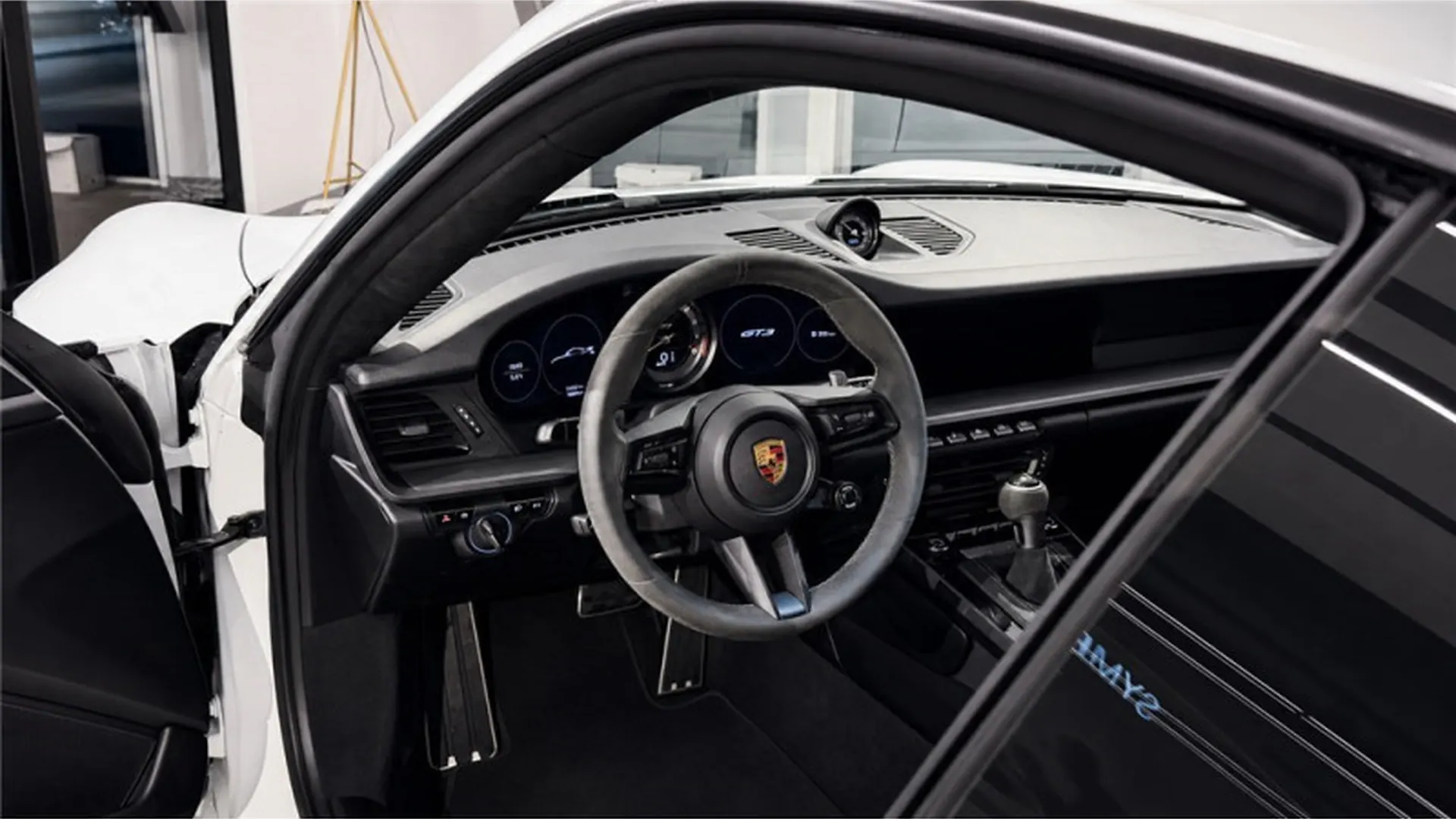 Porsche 911 GT3 — photo 14