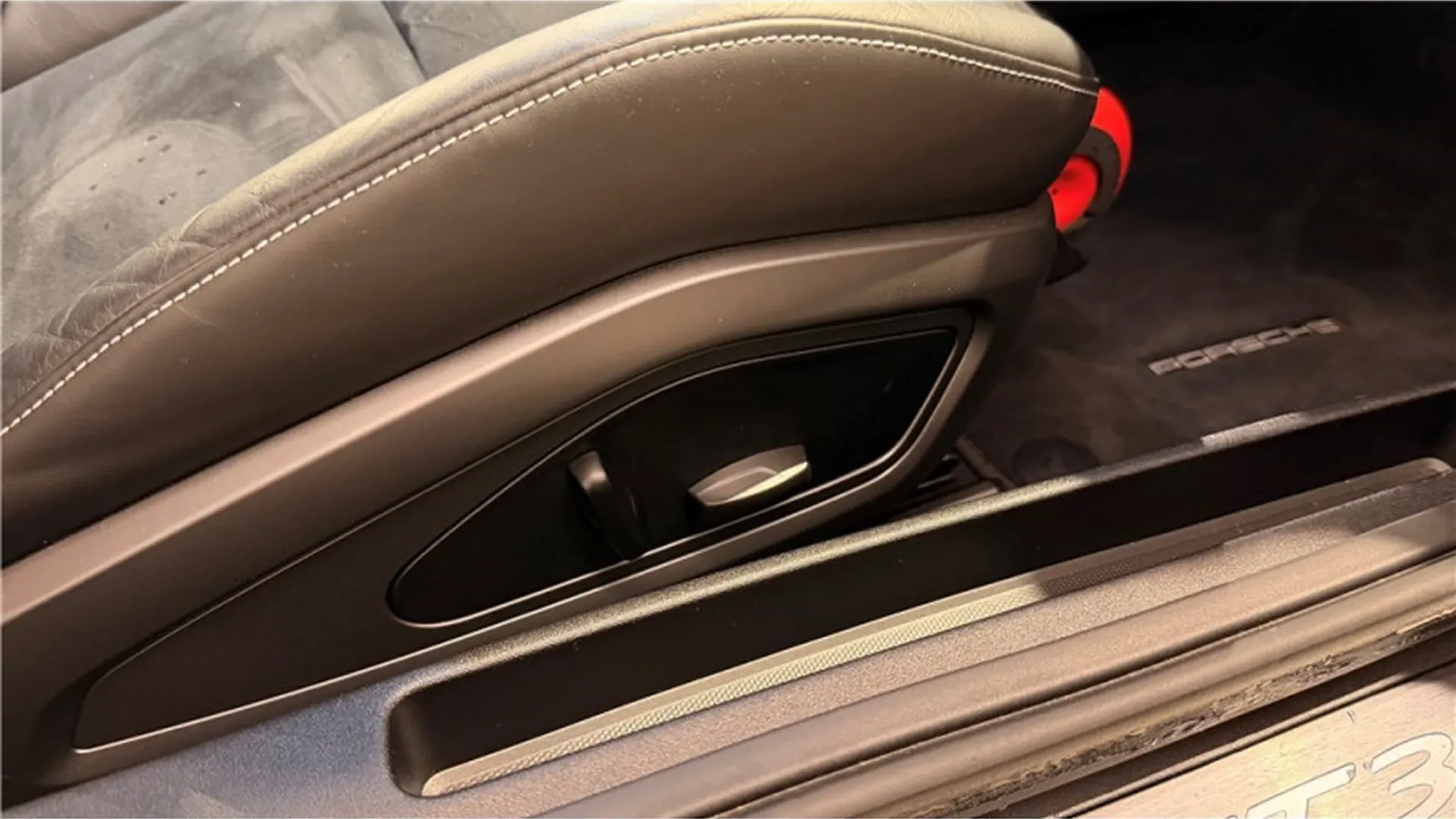 Porsche 911 GT3 — photo 9