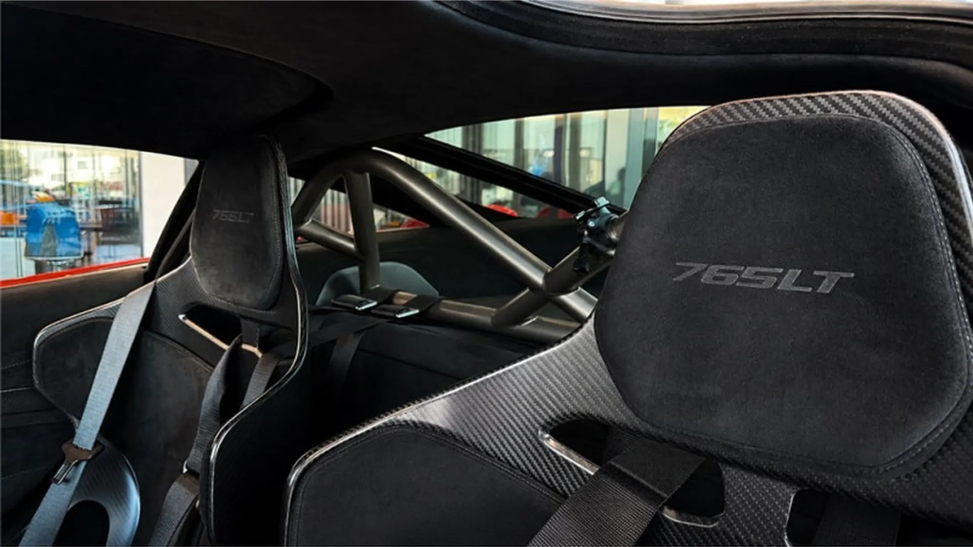 McLaren MCLAREN 765LT — photo 18