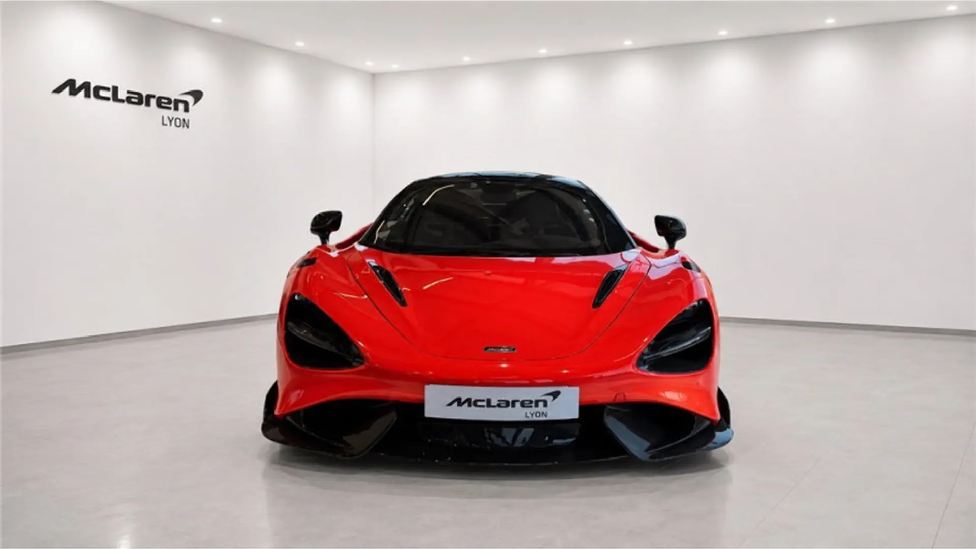 McLaren MCLAREN 765LT — photo 2