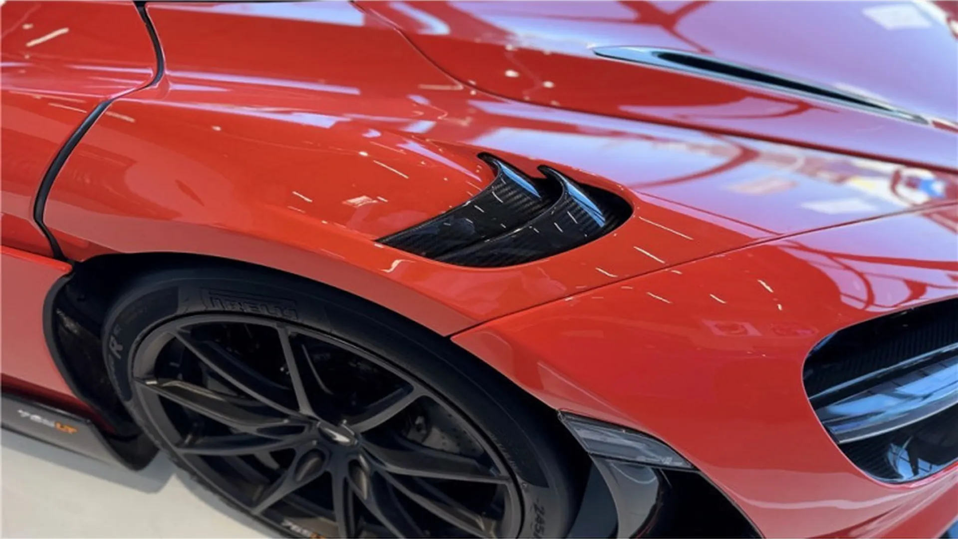 McLaren MCLAREN 765LT — photo 7