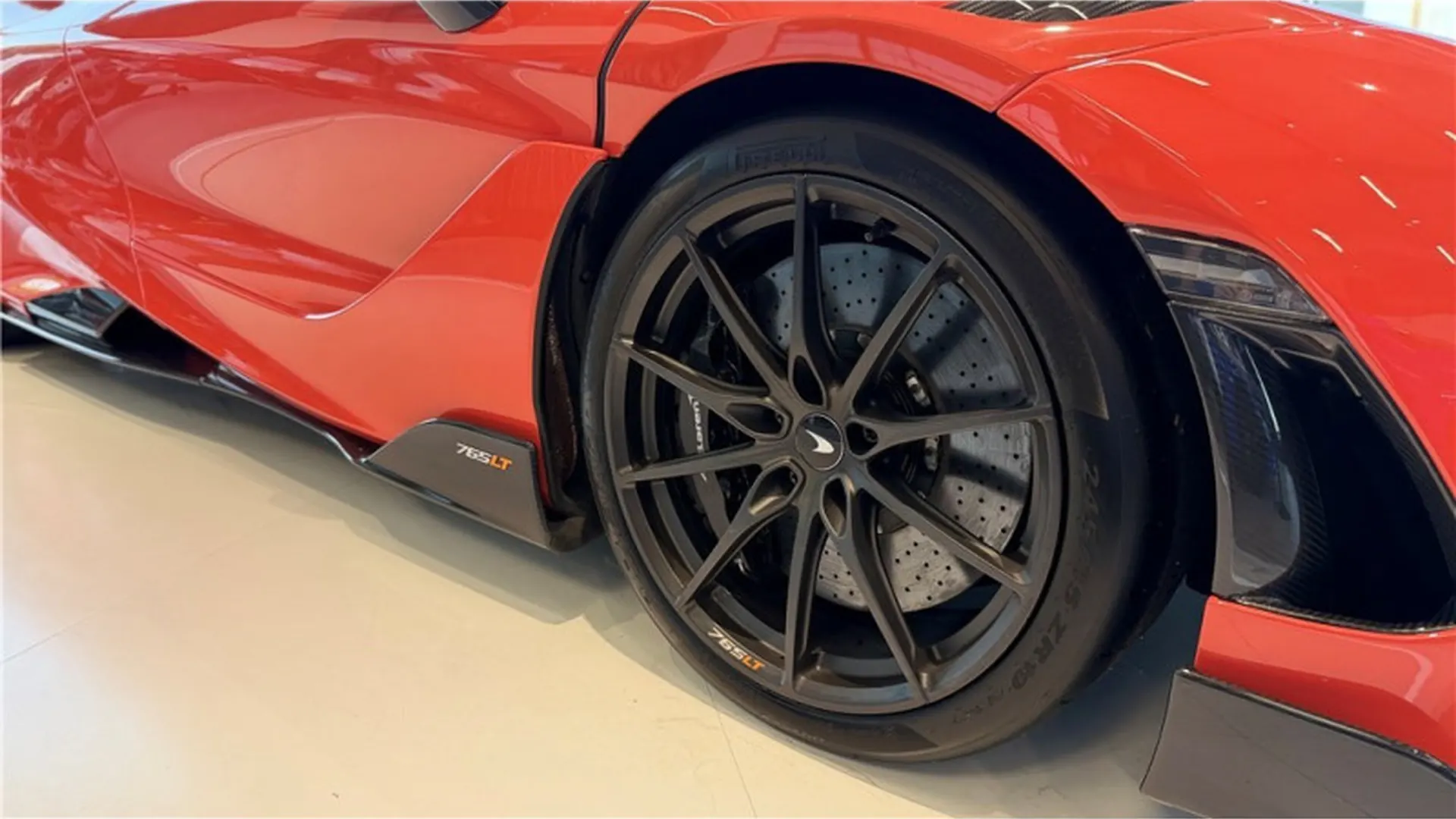McLaren MCLAREN 765LT — photo 5