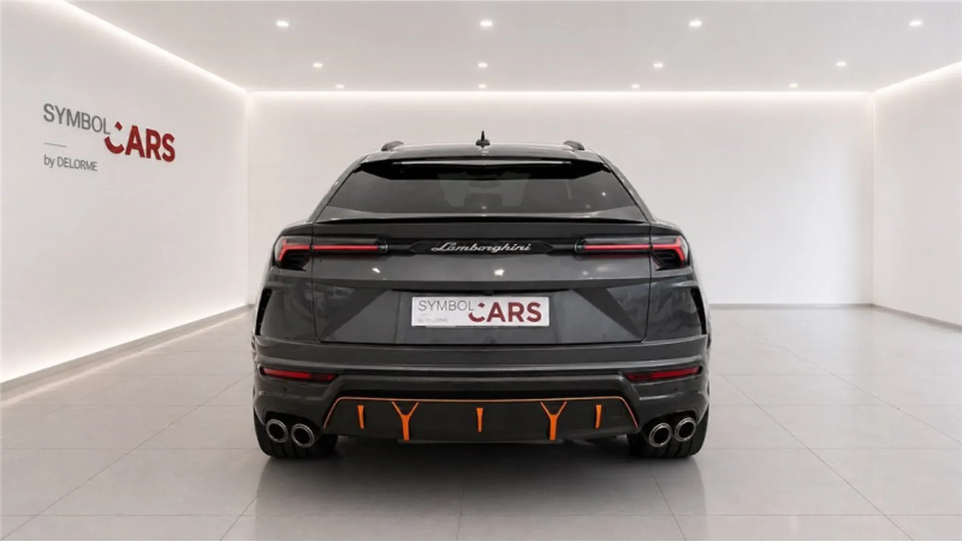 Lamborghini URUS — photo 3