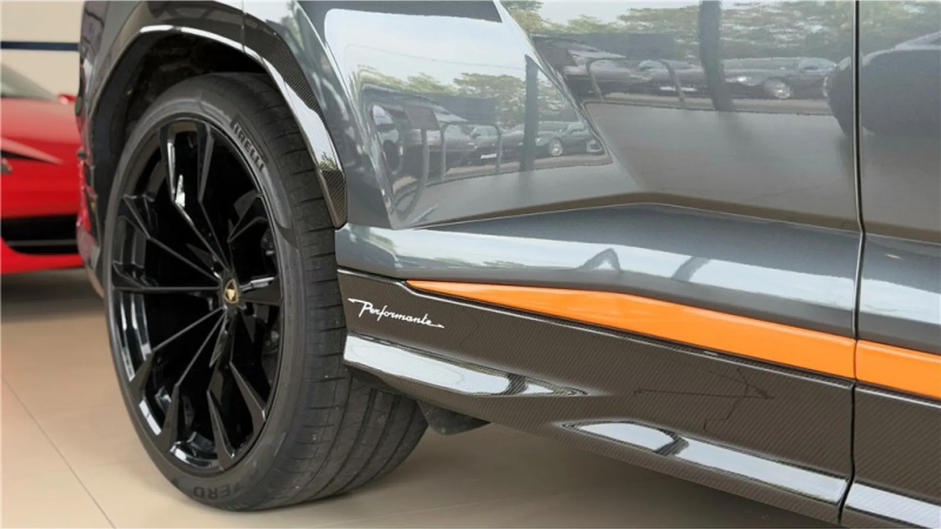 Lamborghini URUS — photo 7