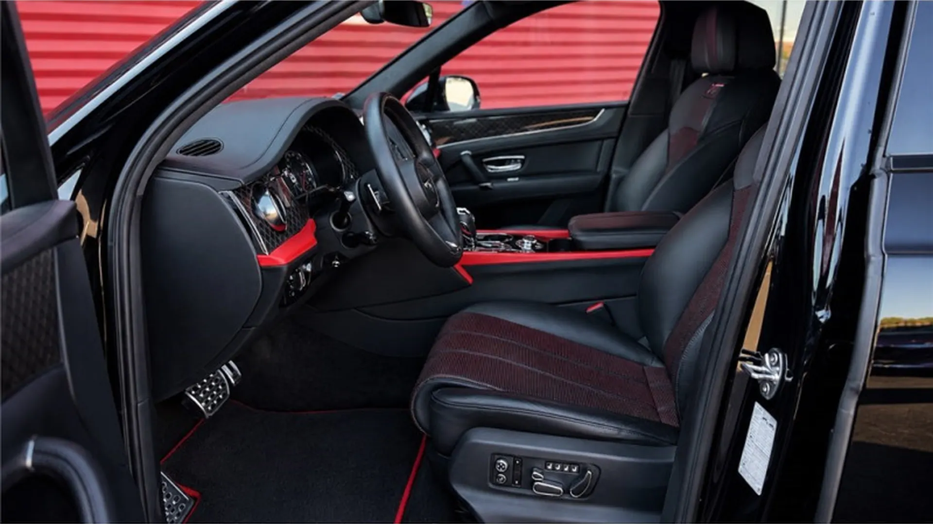 Bentley BENTAYGA — photo 12