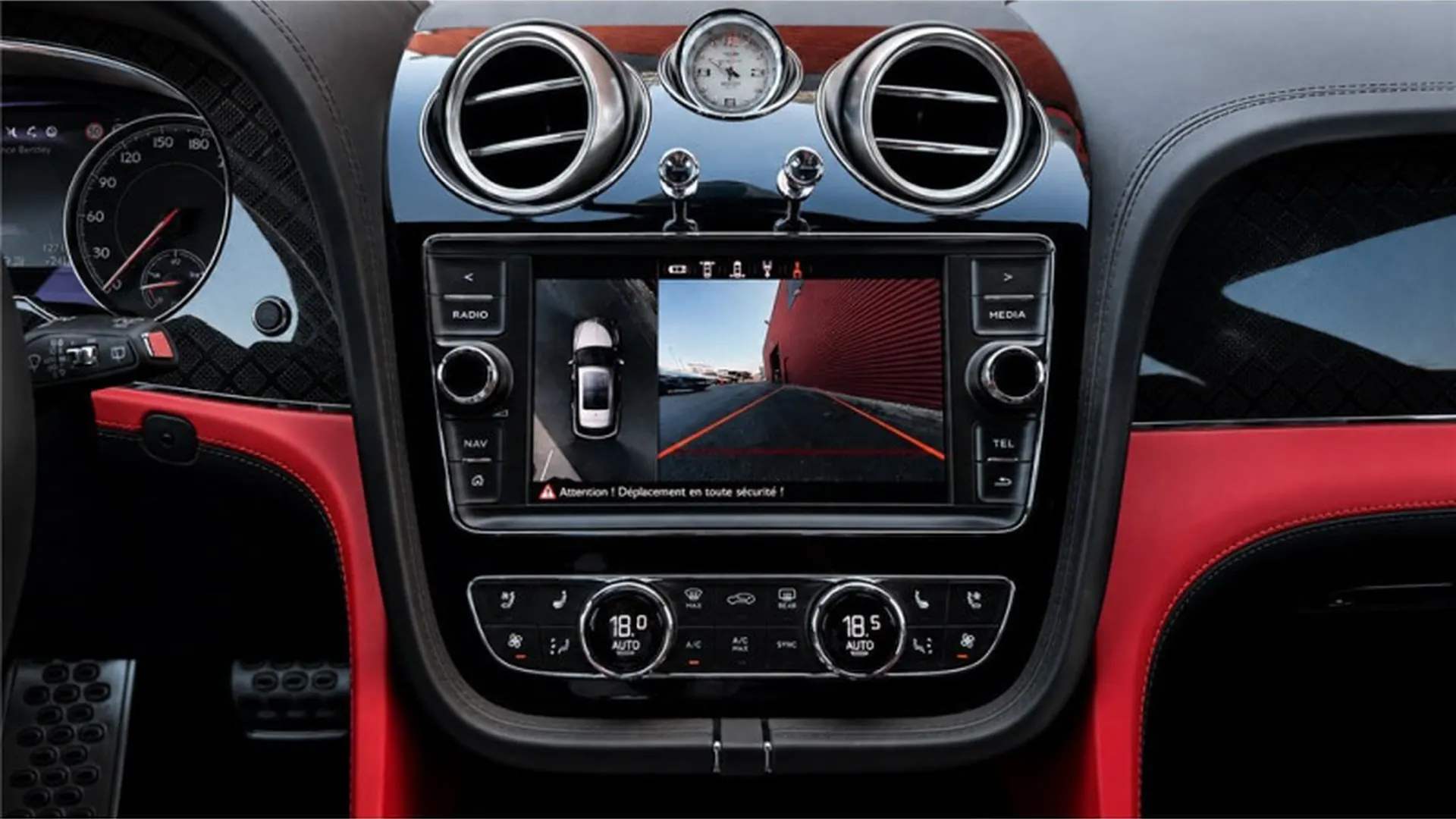 Bentley BENTAYGA — photo 16