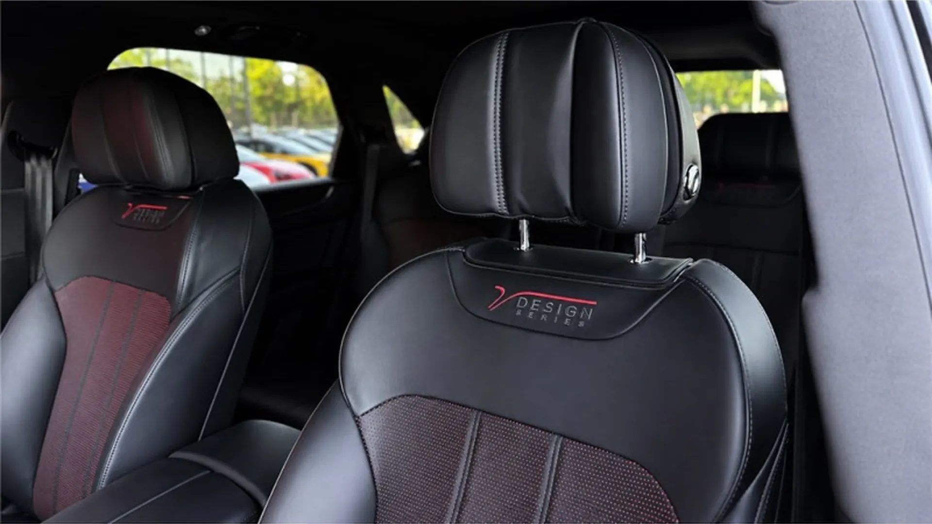 Bentley BENTAYGA — photo 19