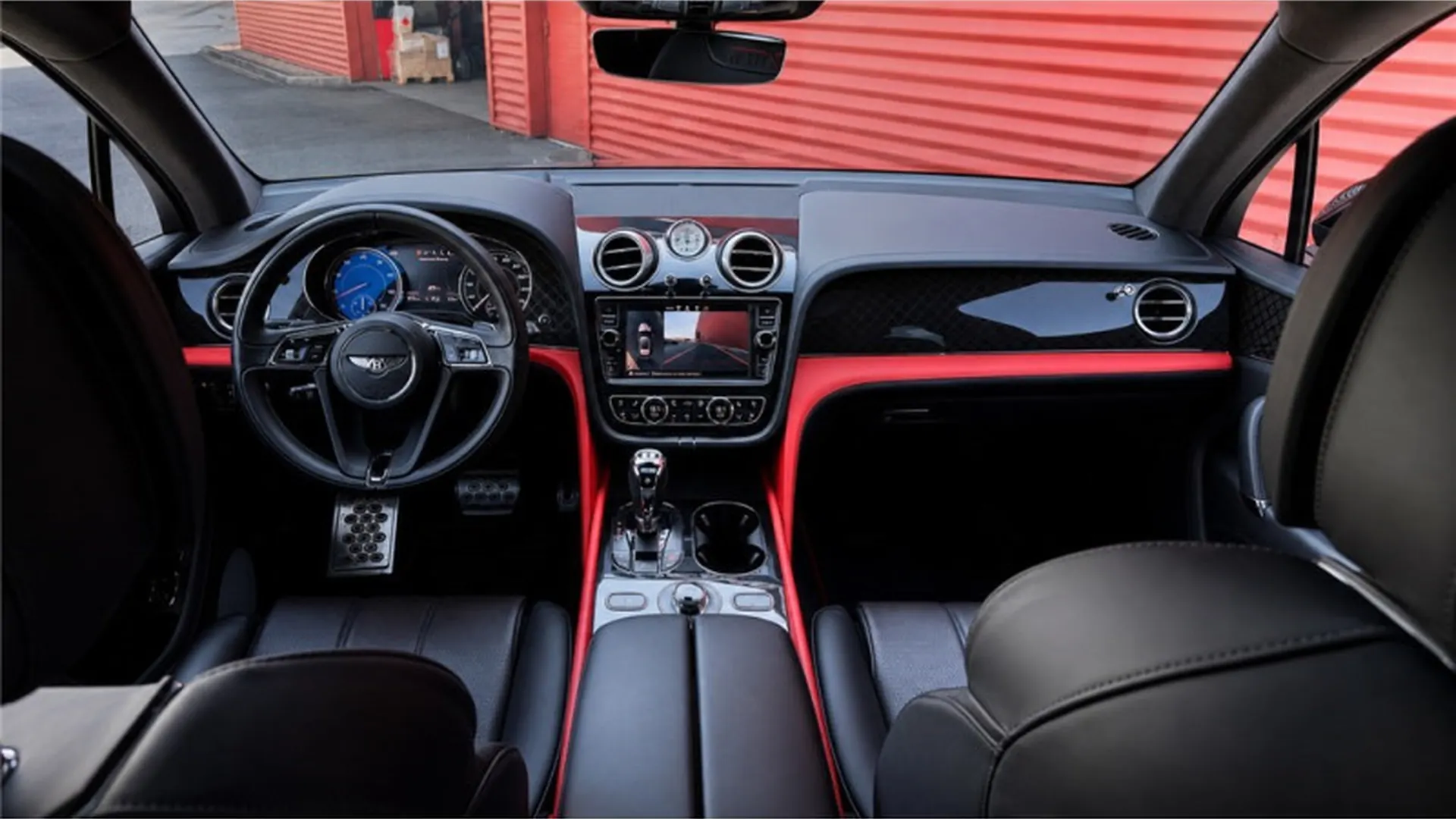 Bentley BENTAYGA — photo 13