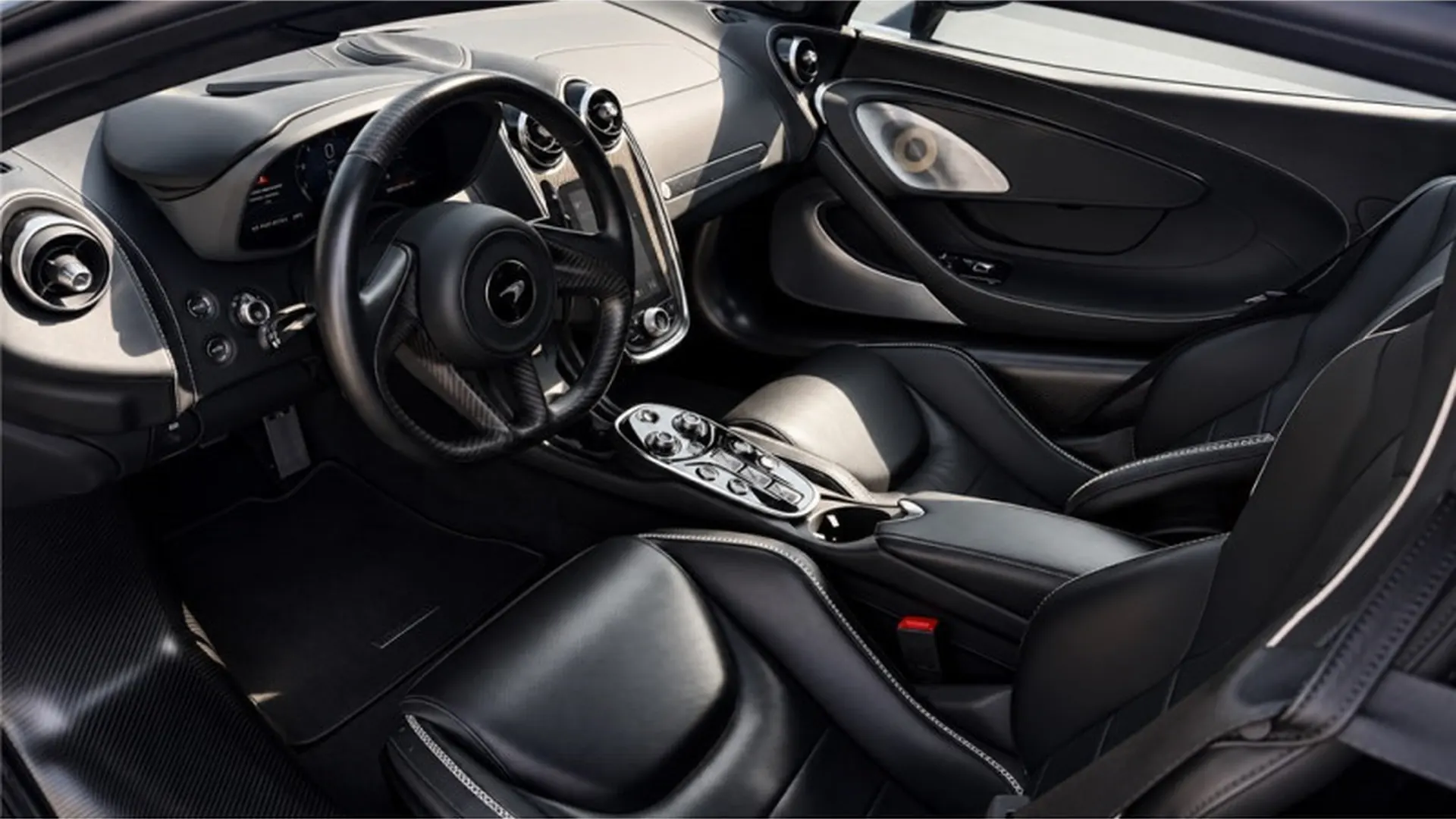 McLaren GT — photo 5