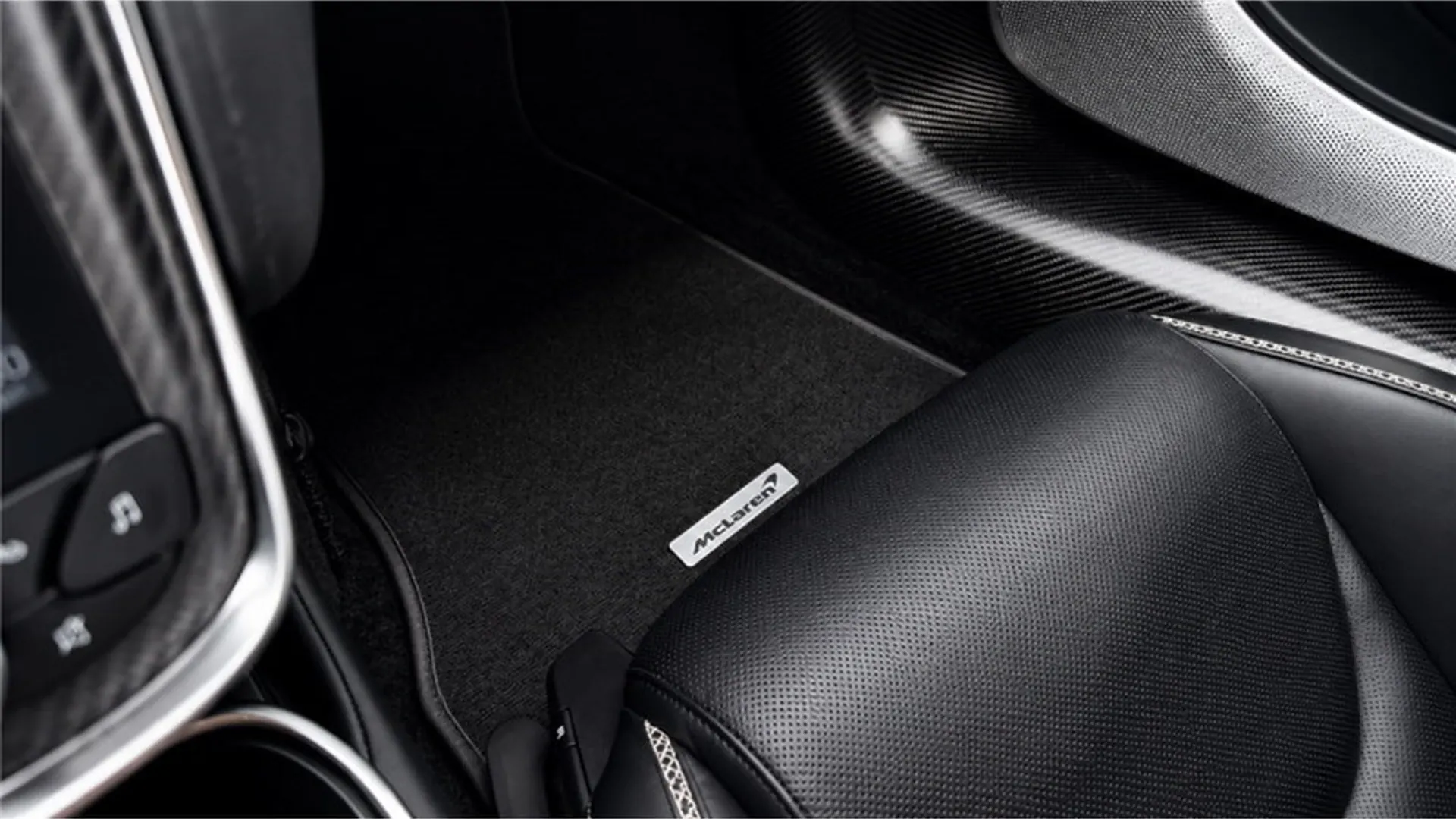 McLaren GT — photo 10