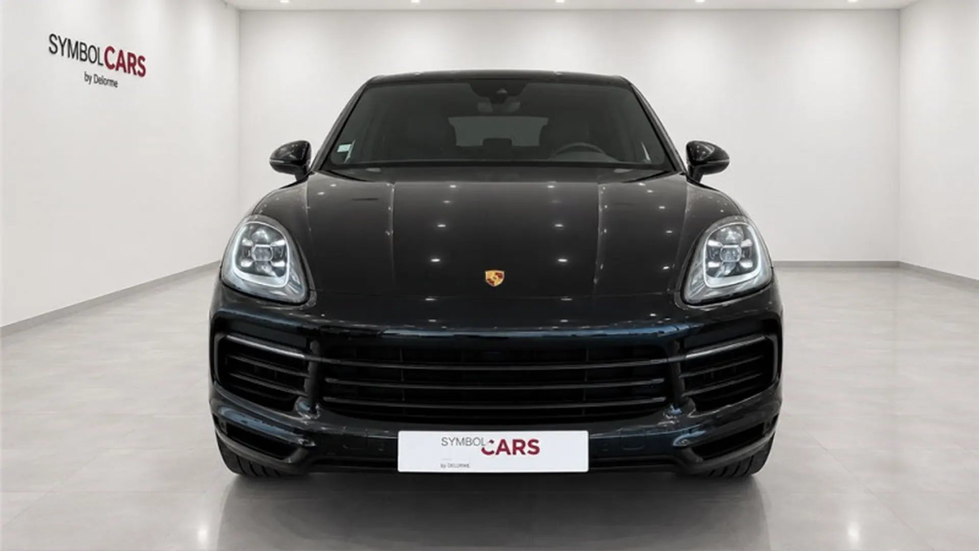 Porsche Cayenne — photo 2