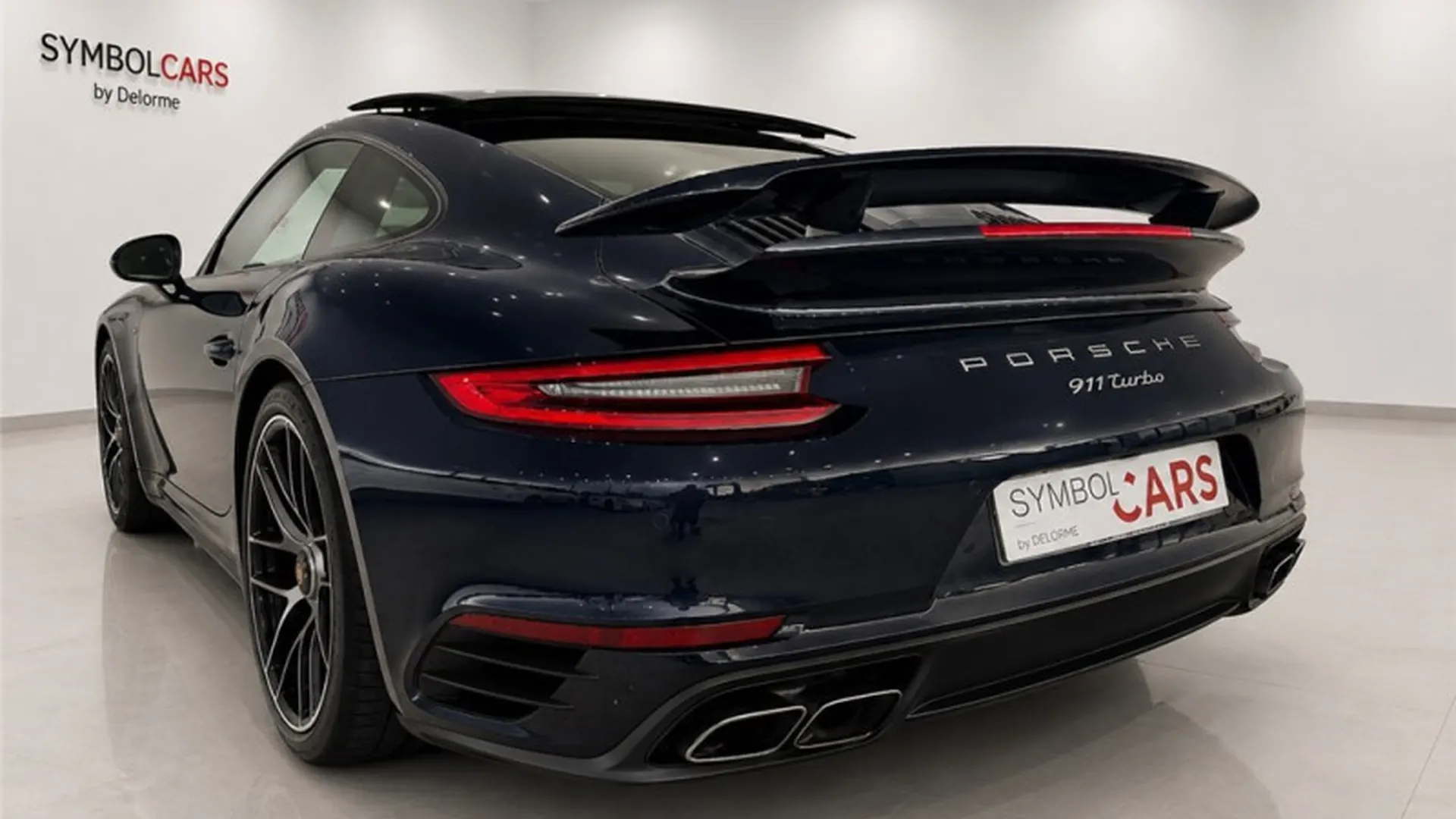 Porsche 911 — photo 5