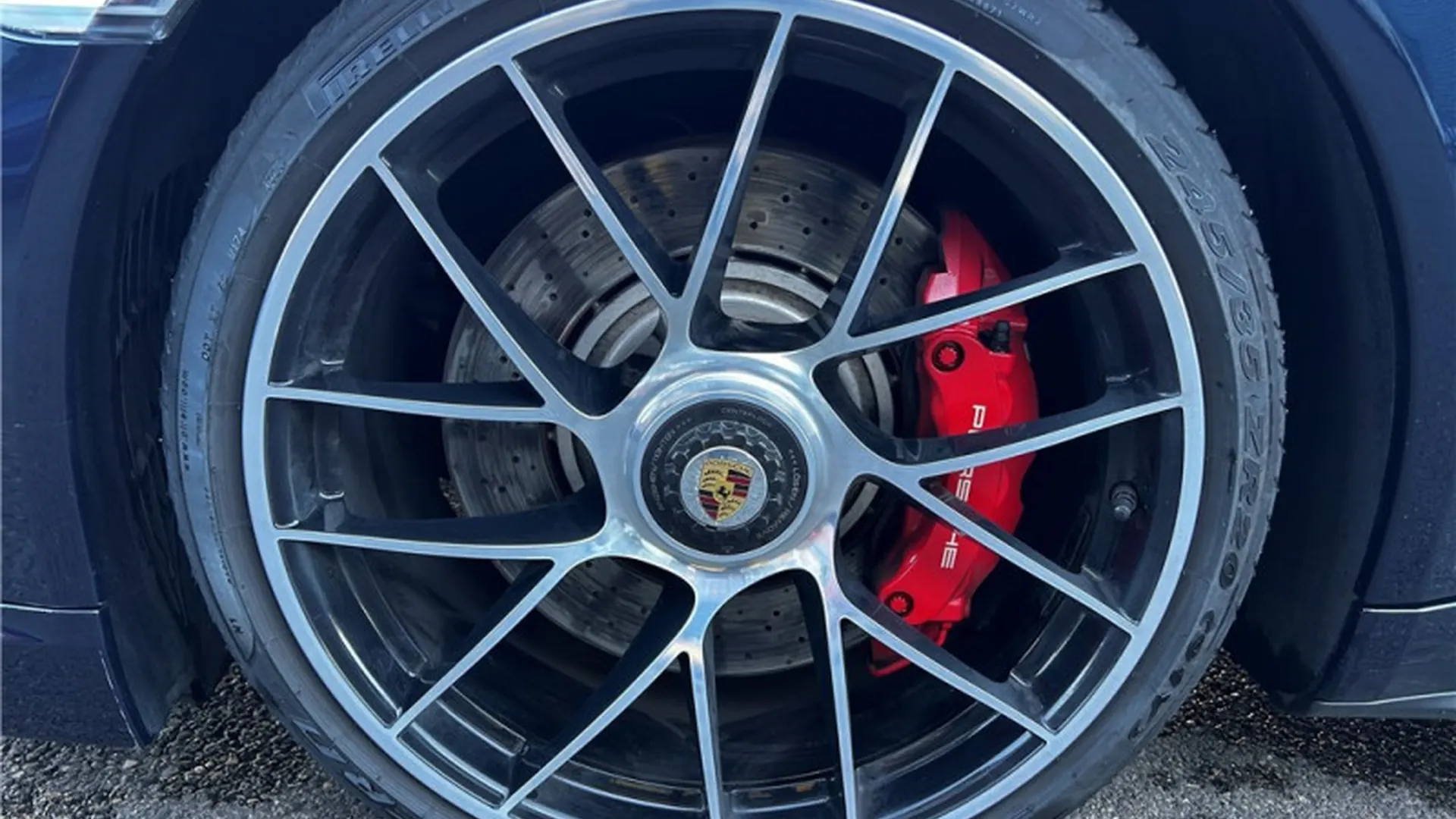Porsche 911 — photo 11