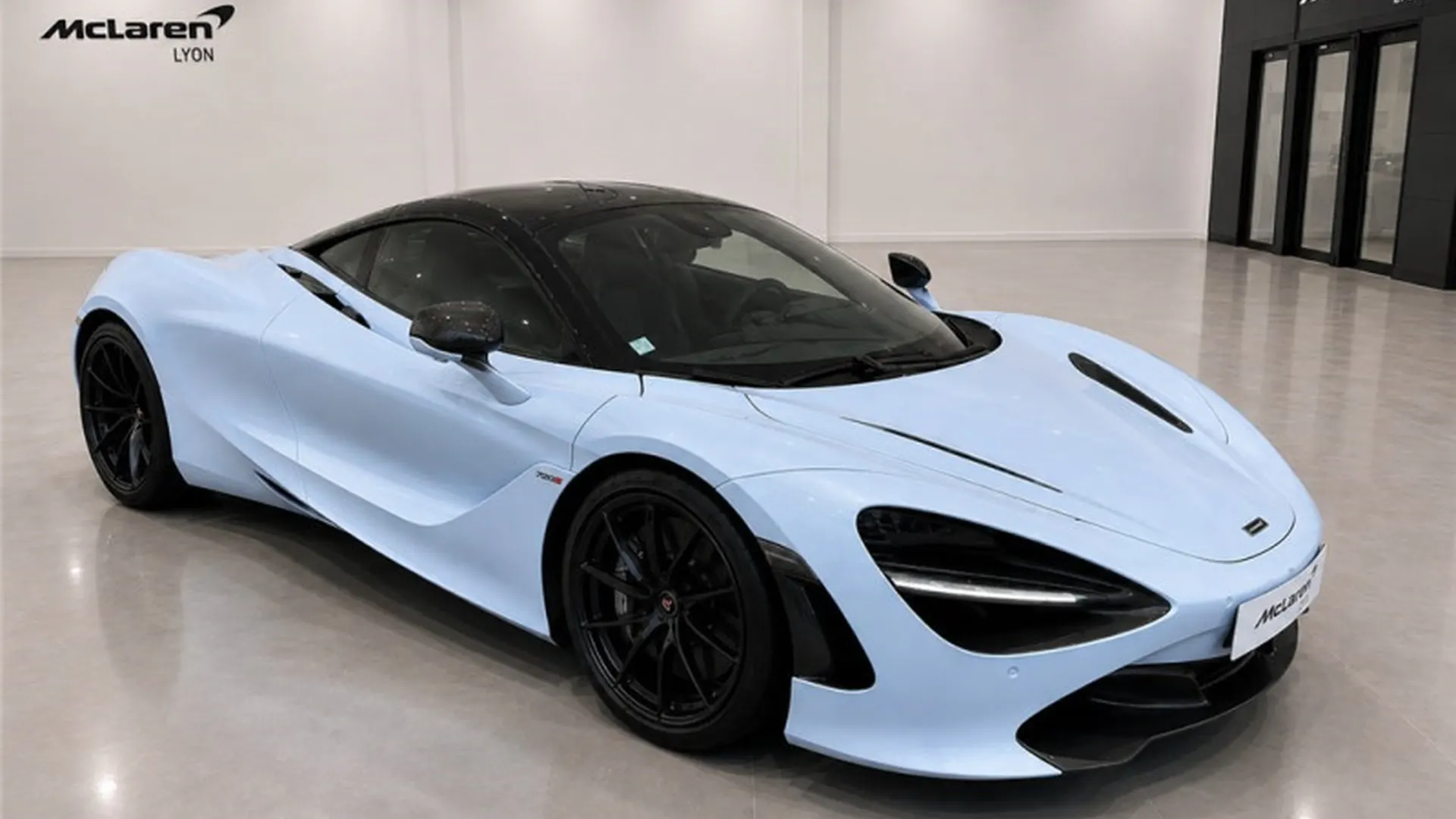 McLaren 720S — photo 5