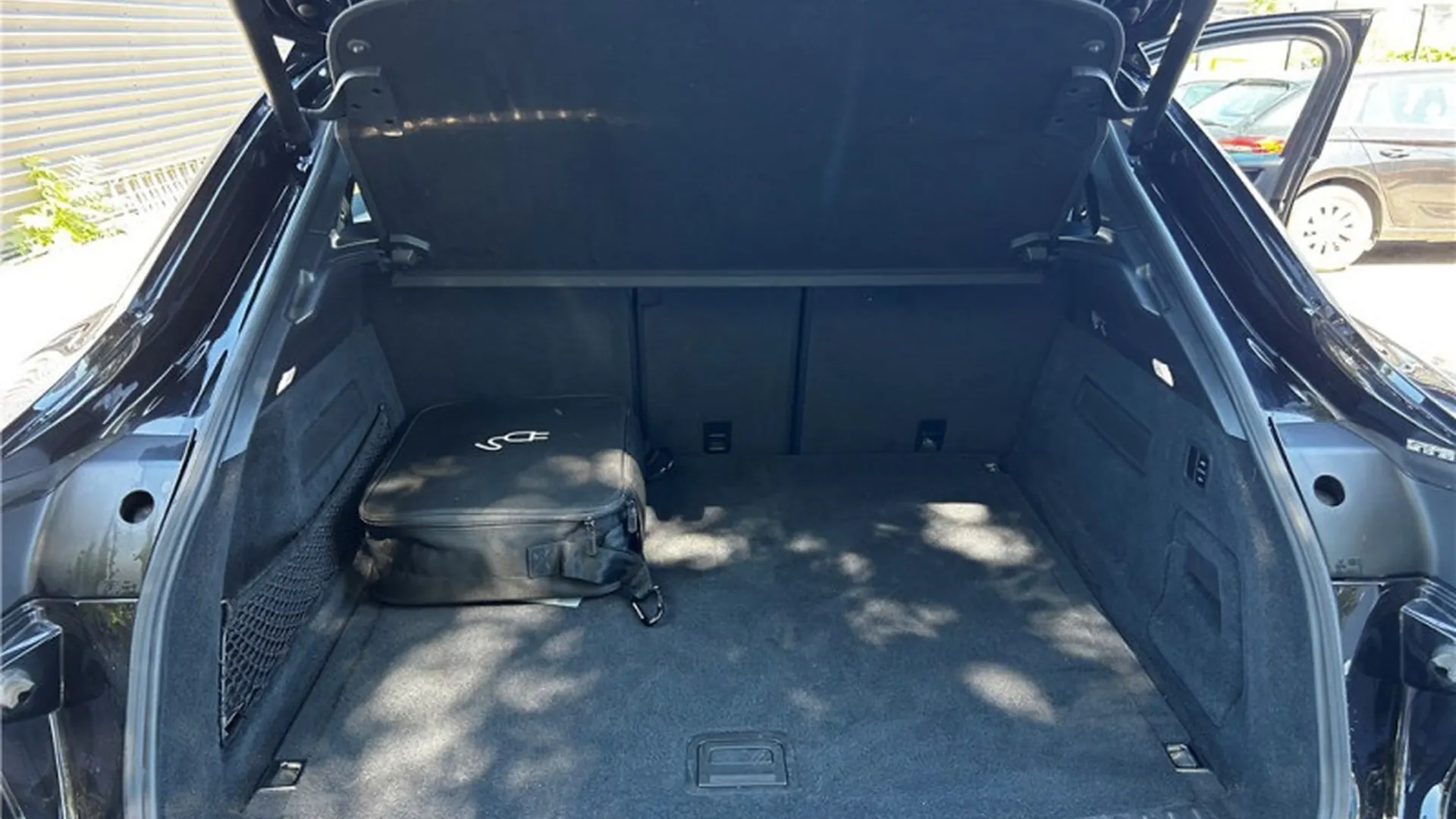 Porsche Cayenne — photo 8