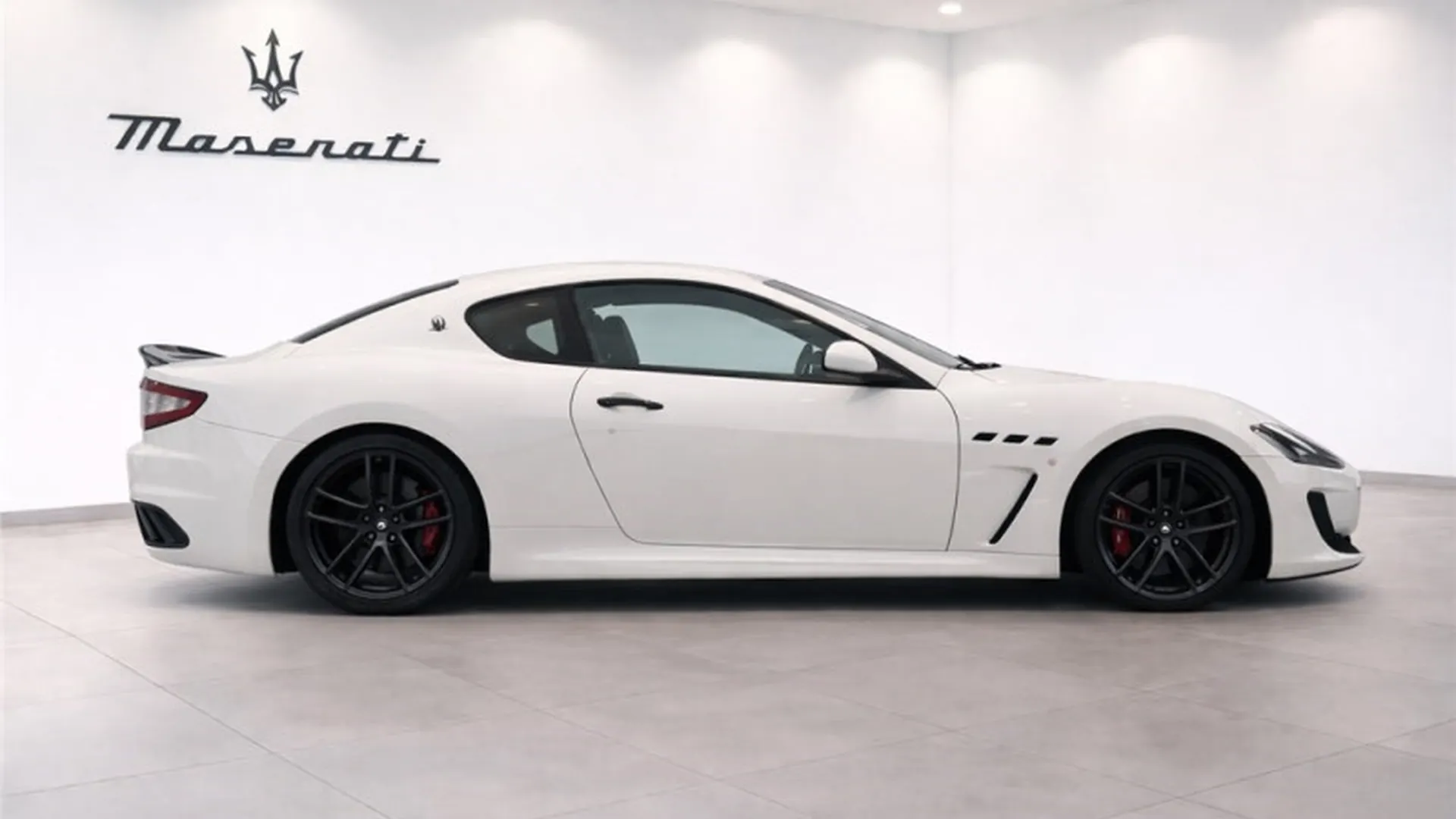 Maserati GRANTURISMO — photo 2