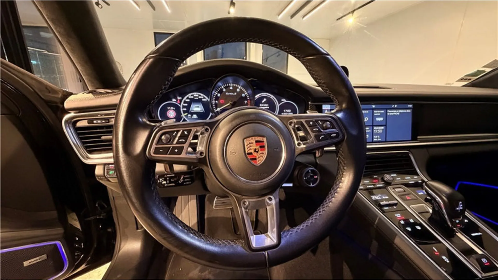 Porsche PANAMERA — photo 18