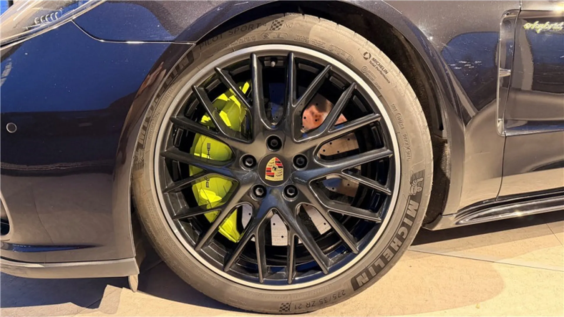 Porsche PANAMERA — photo 6