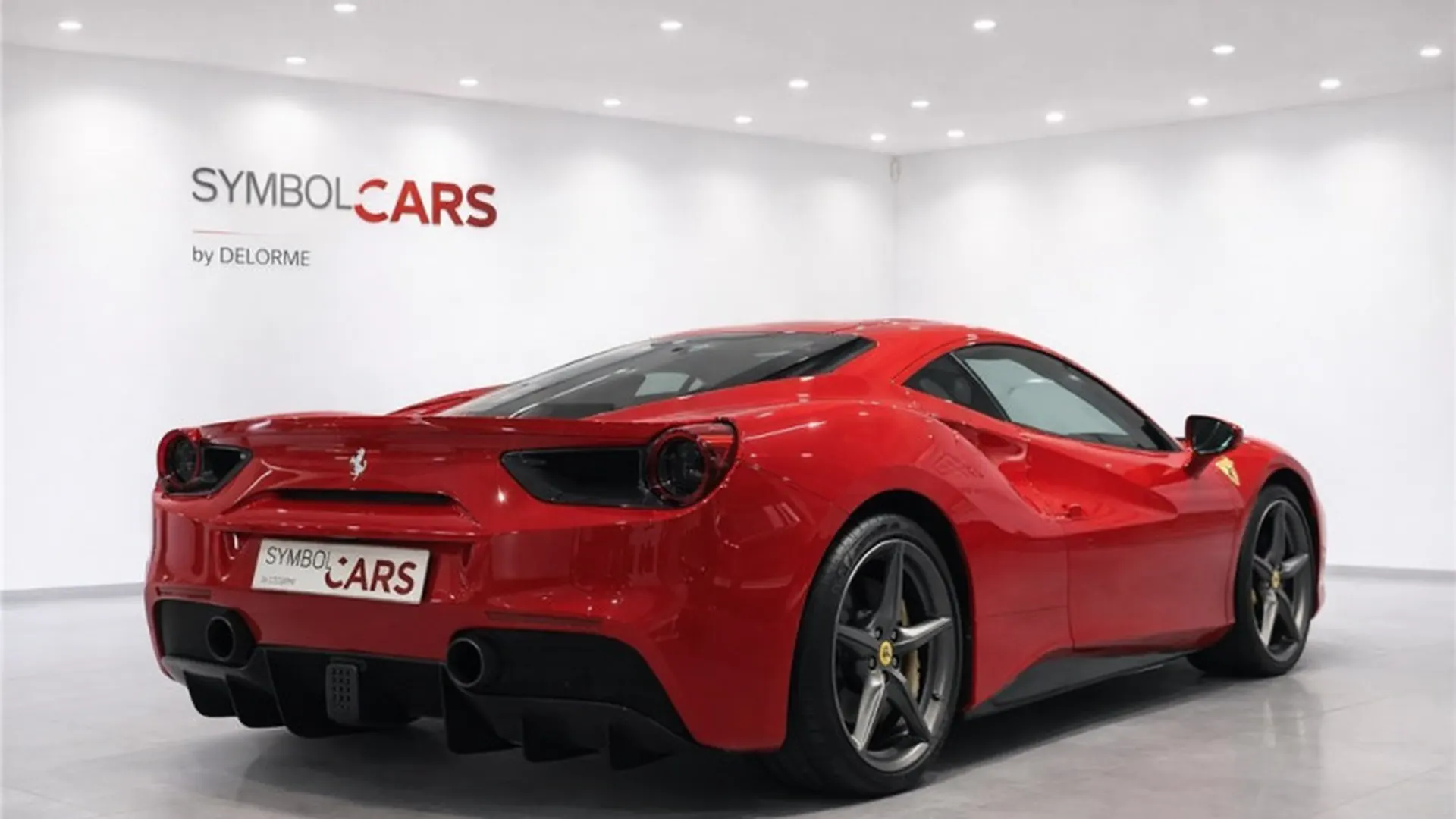 Ferrari 488 GTB — photo 2