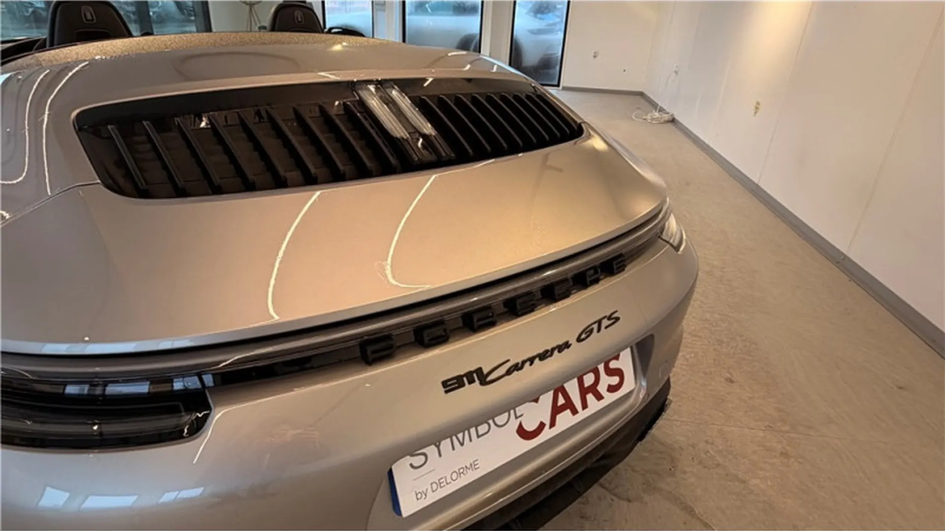 Porsche 911 — photo 4