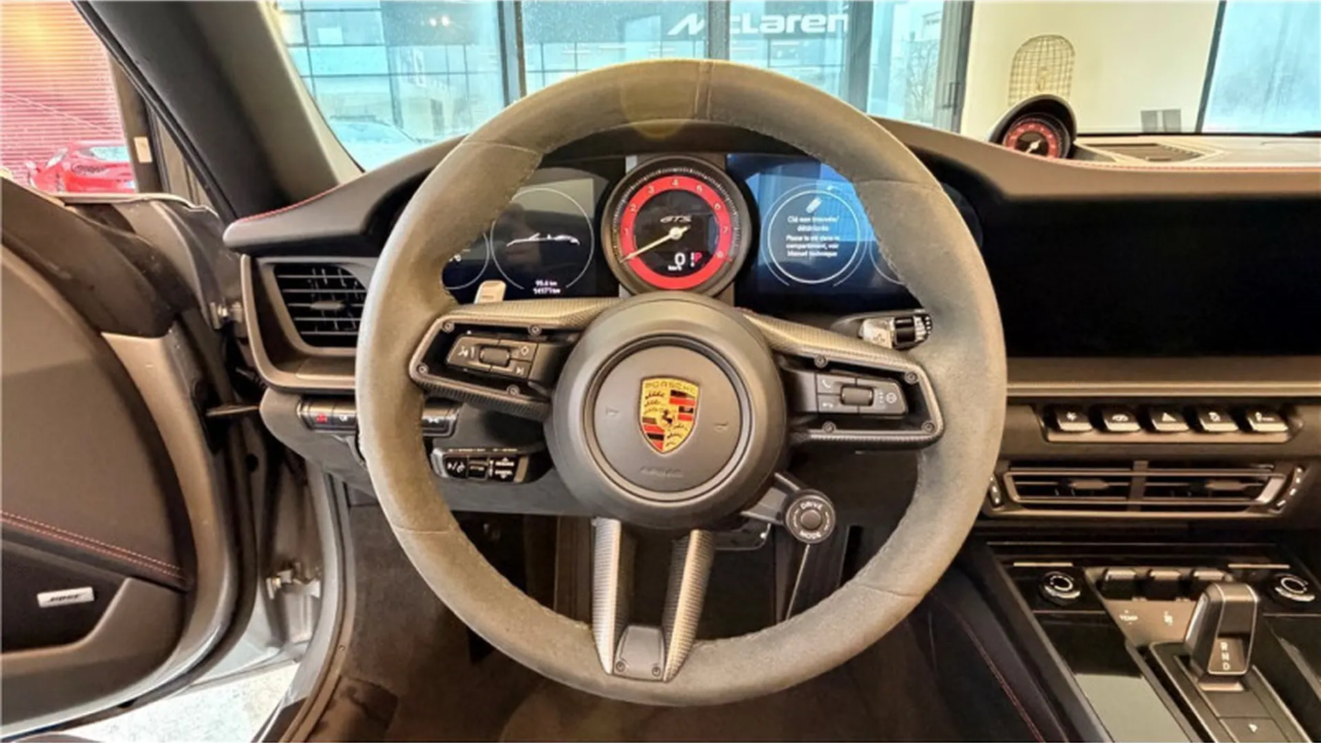 Porsche 911 — photo 10