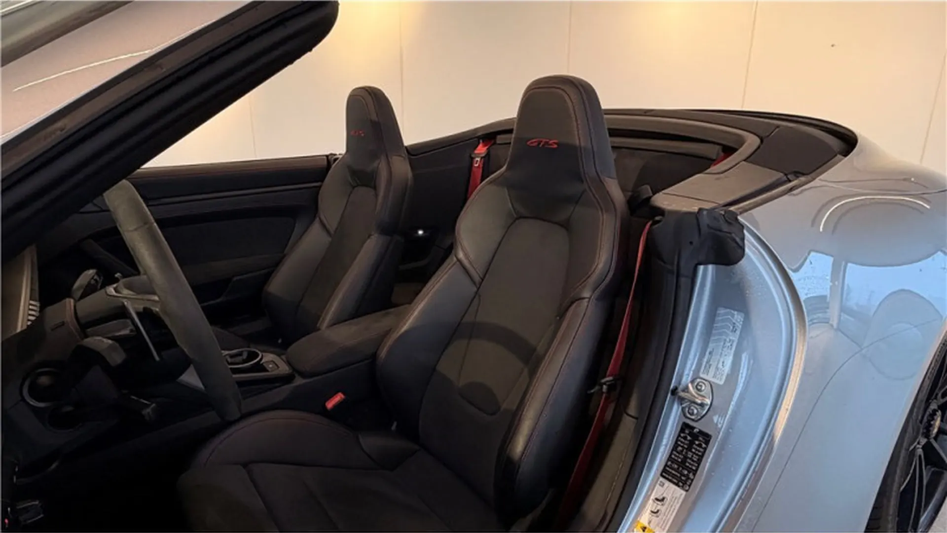Porsche 911 — photo 8