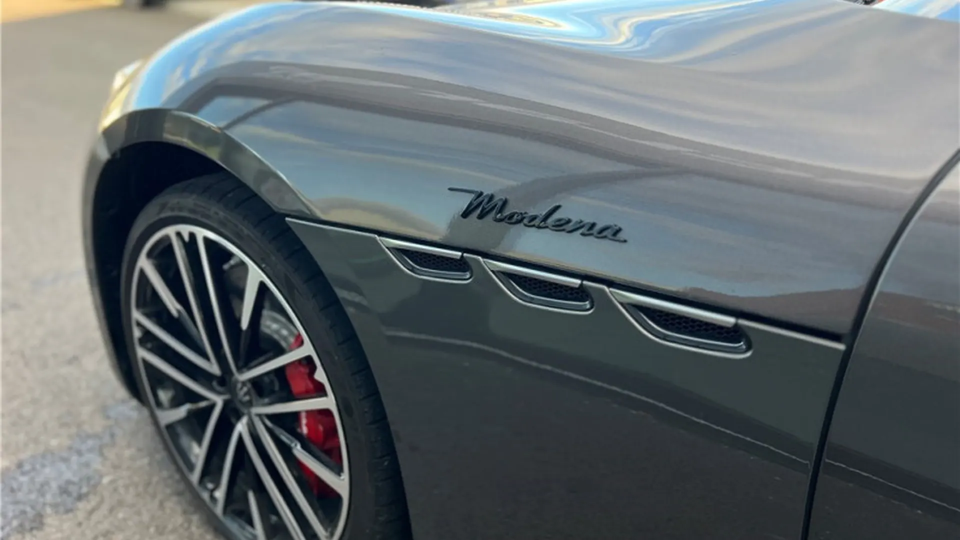 Maserati GRANTURISMO — photo 7
