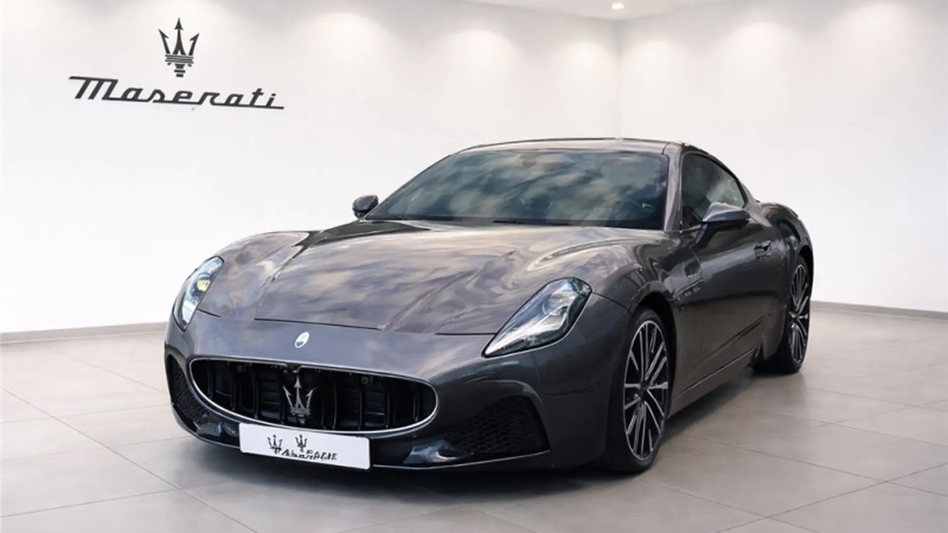 Maserati GRANTURISMO — photo 2