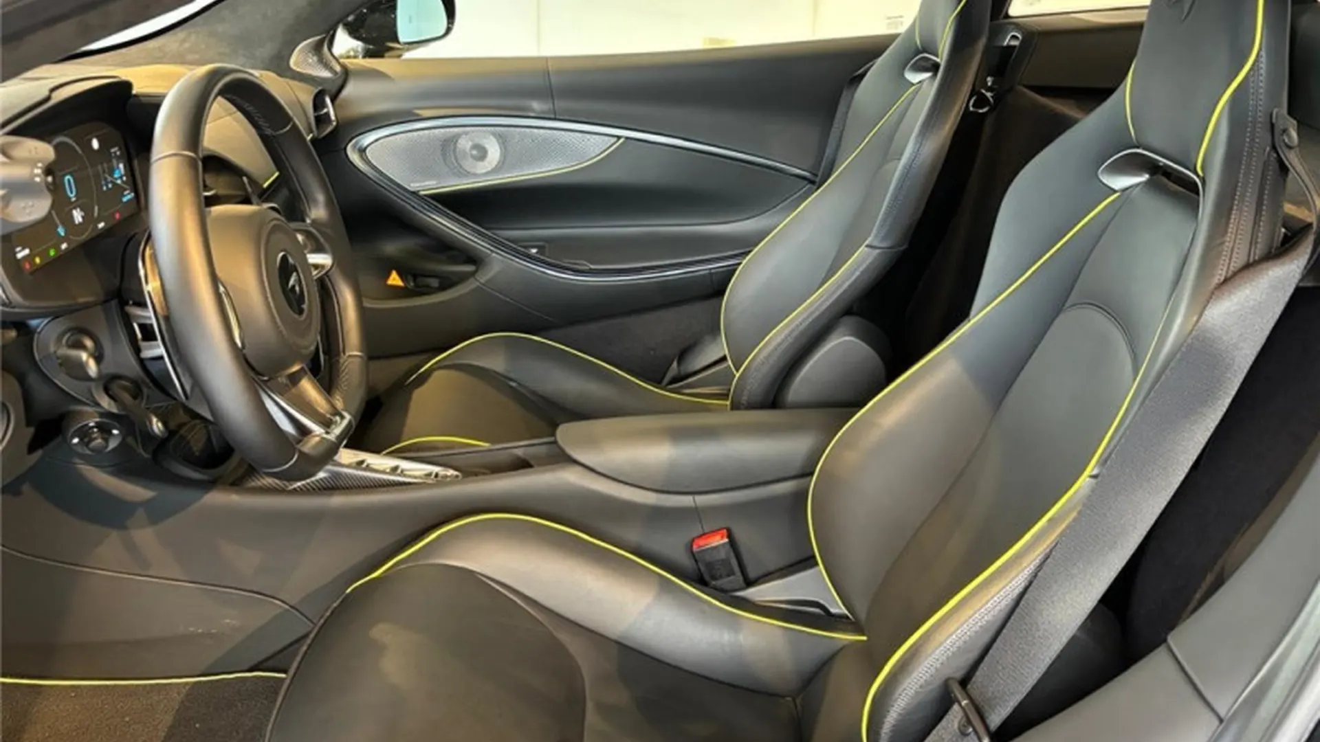 McLaren MCLAREN ARTURA — photo 7