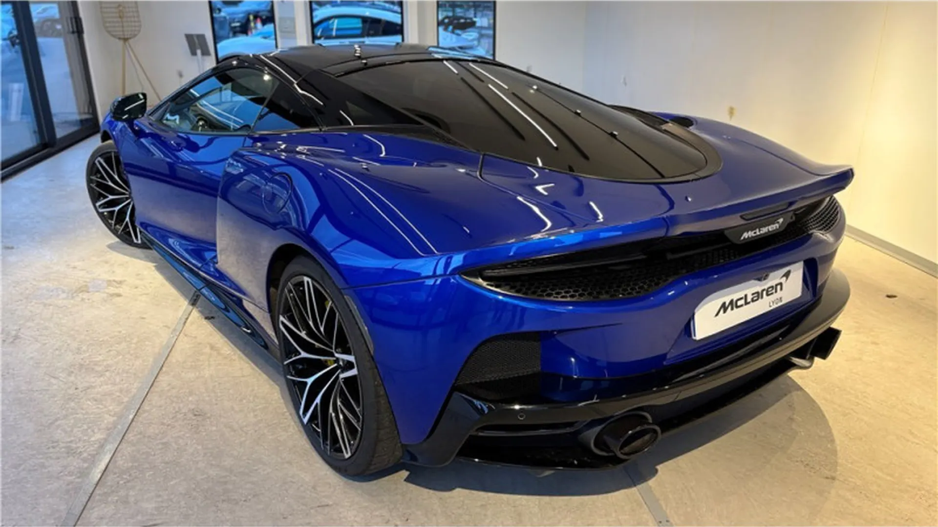 McLaren MCLAREN GT — photo 14