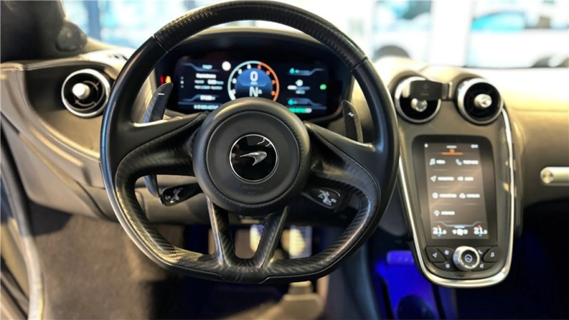 McLaren MCLAREN GT — photo 10
