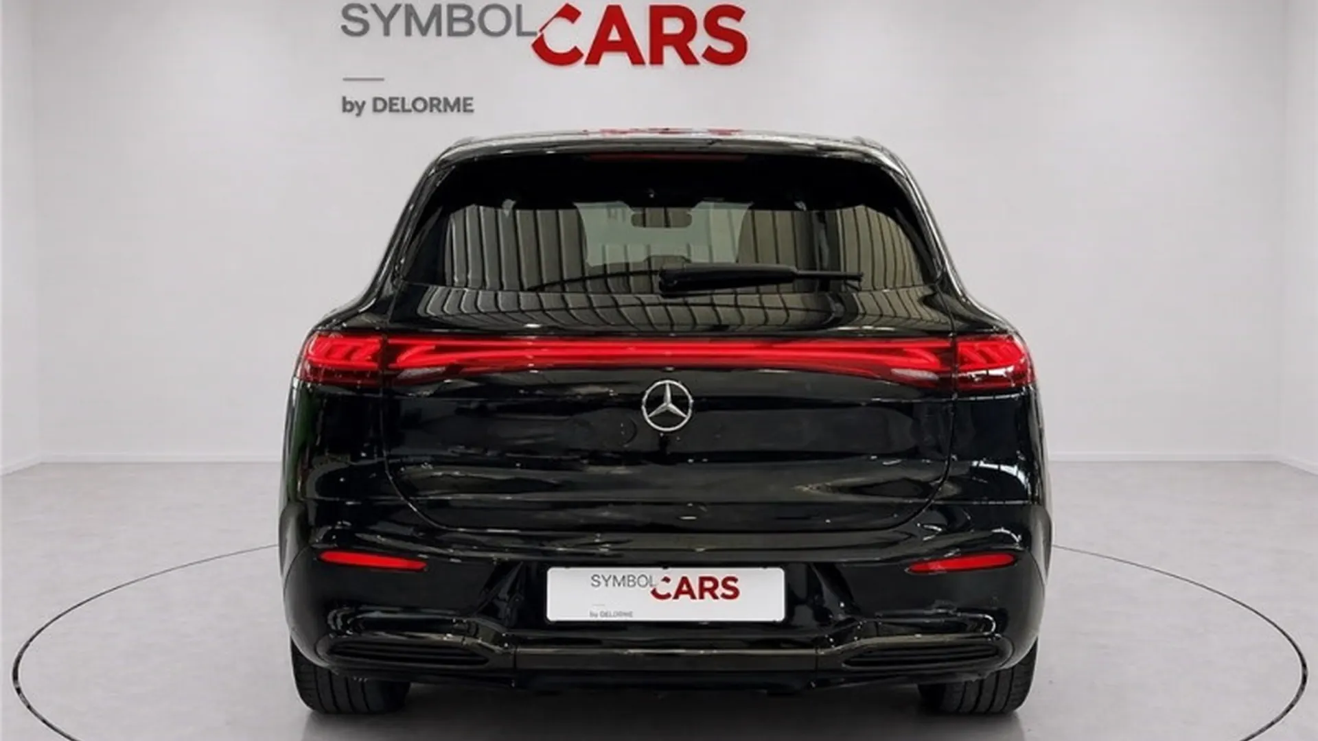 Mercedes EQS SUV — photo 5