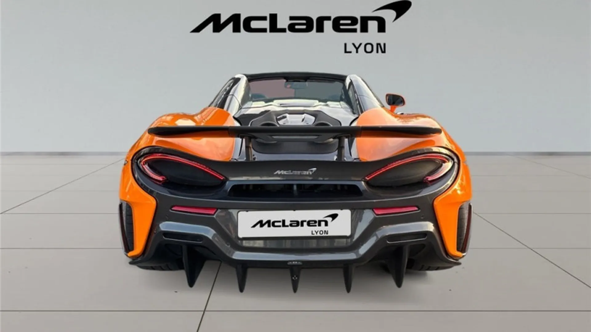 McLaren 600LT — photo 40