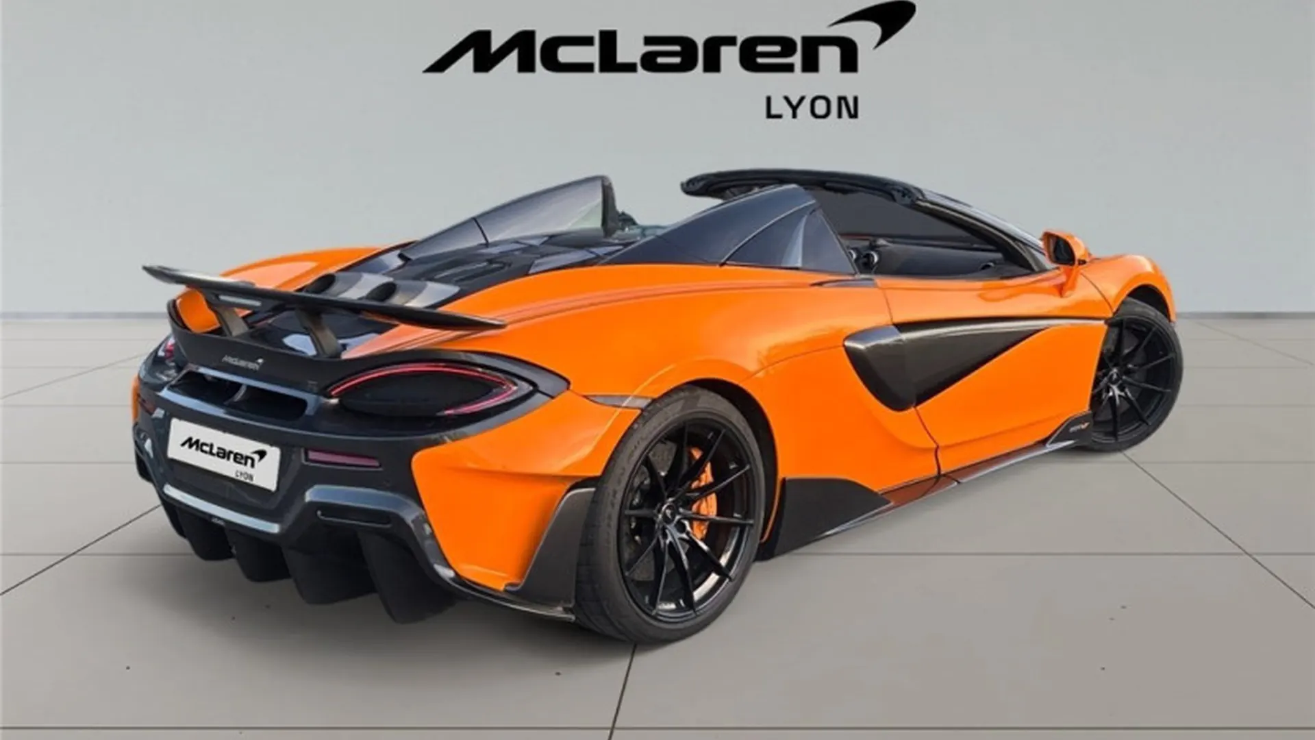 McLaren 600LT — photo 36