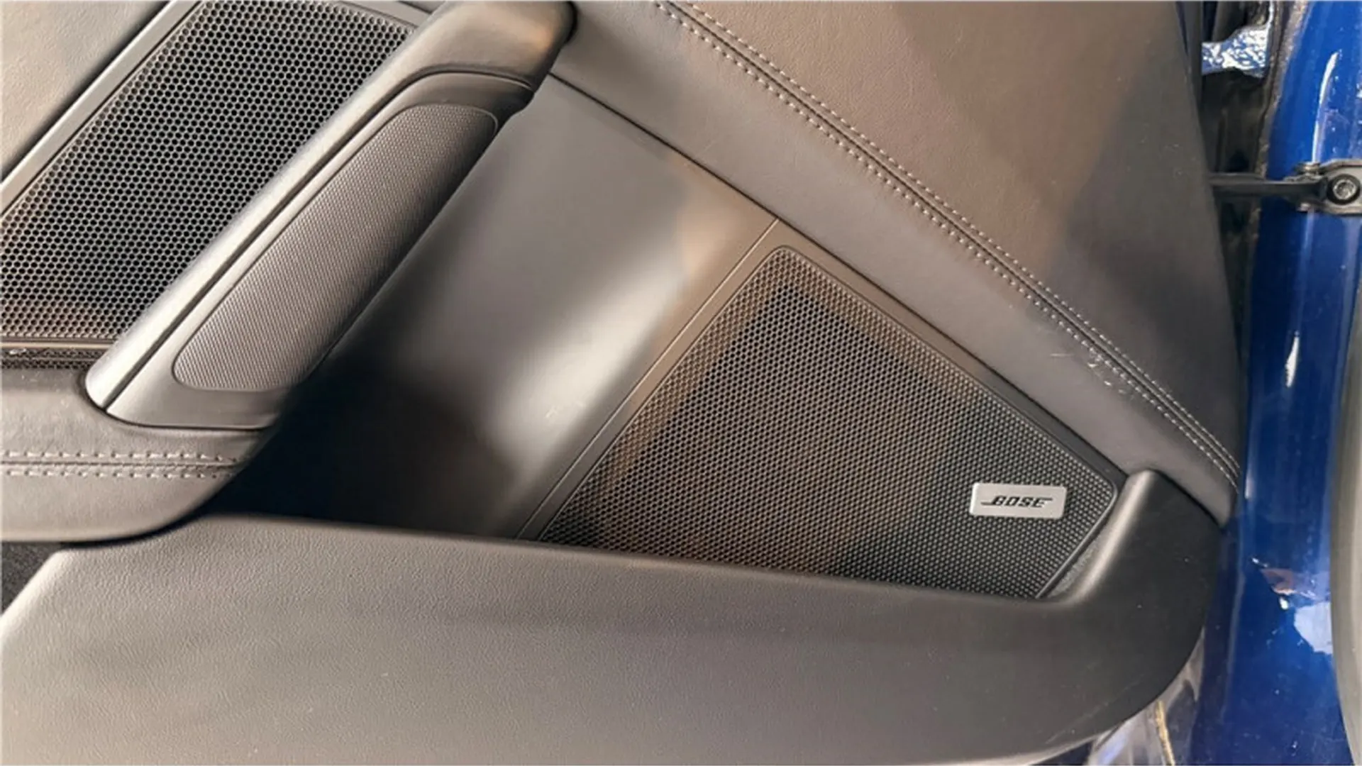 Porsche 911 — photo 22