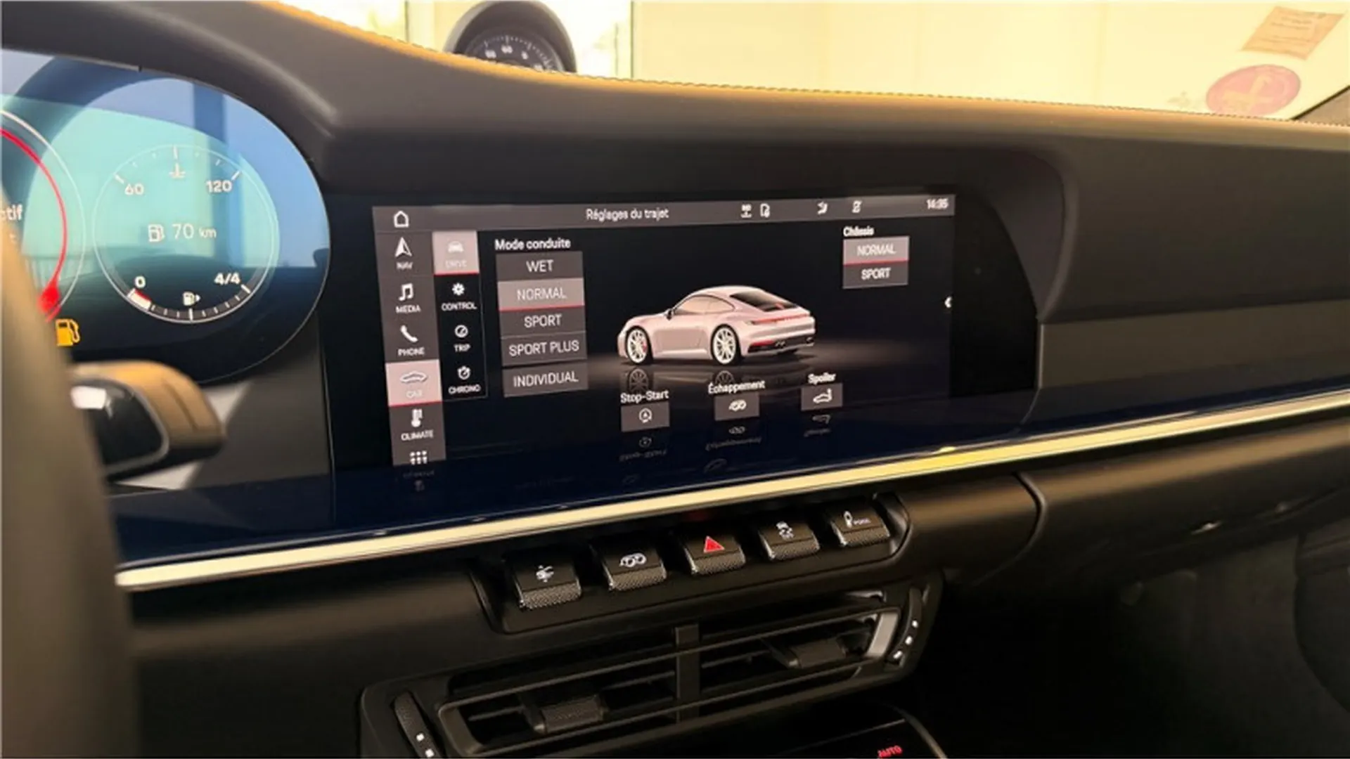 Porsche 911 — photo 15