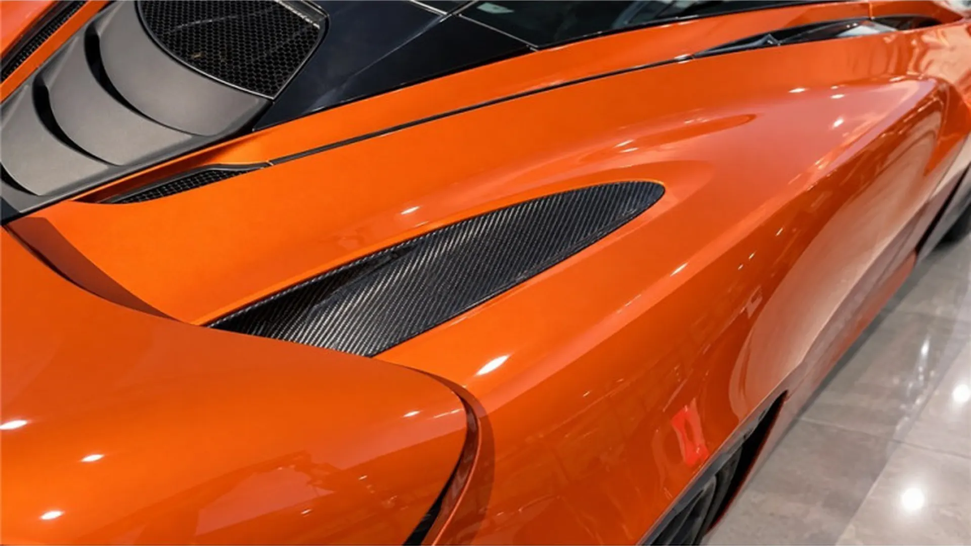 McLaren 720S — photo 8