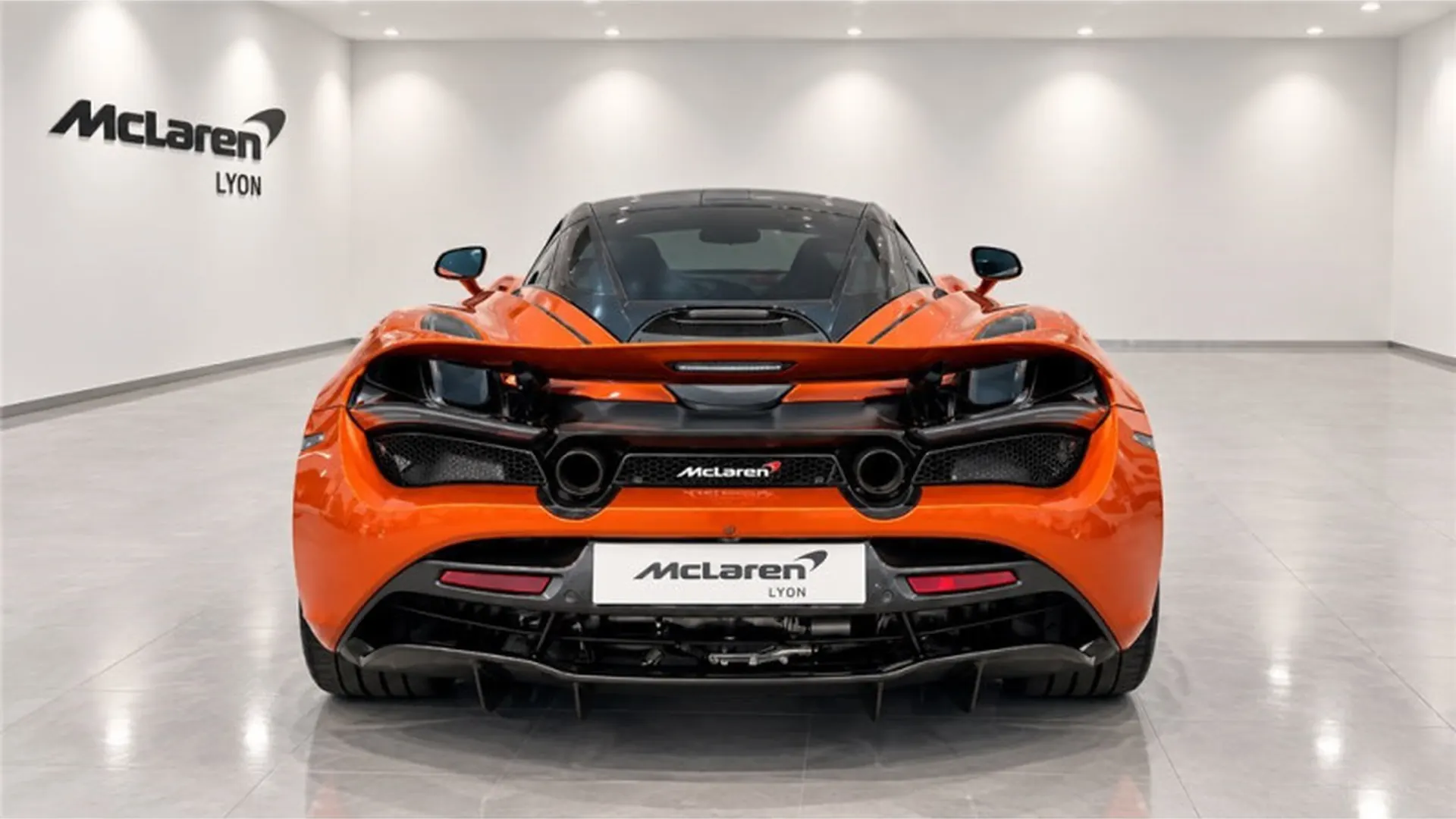 McLaren 720S — photo 5