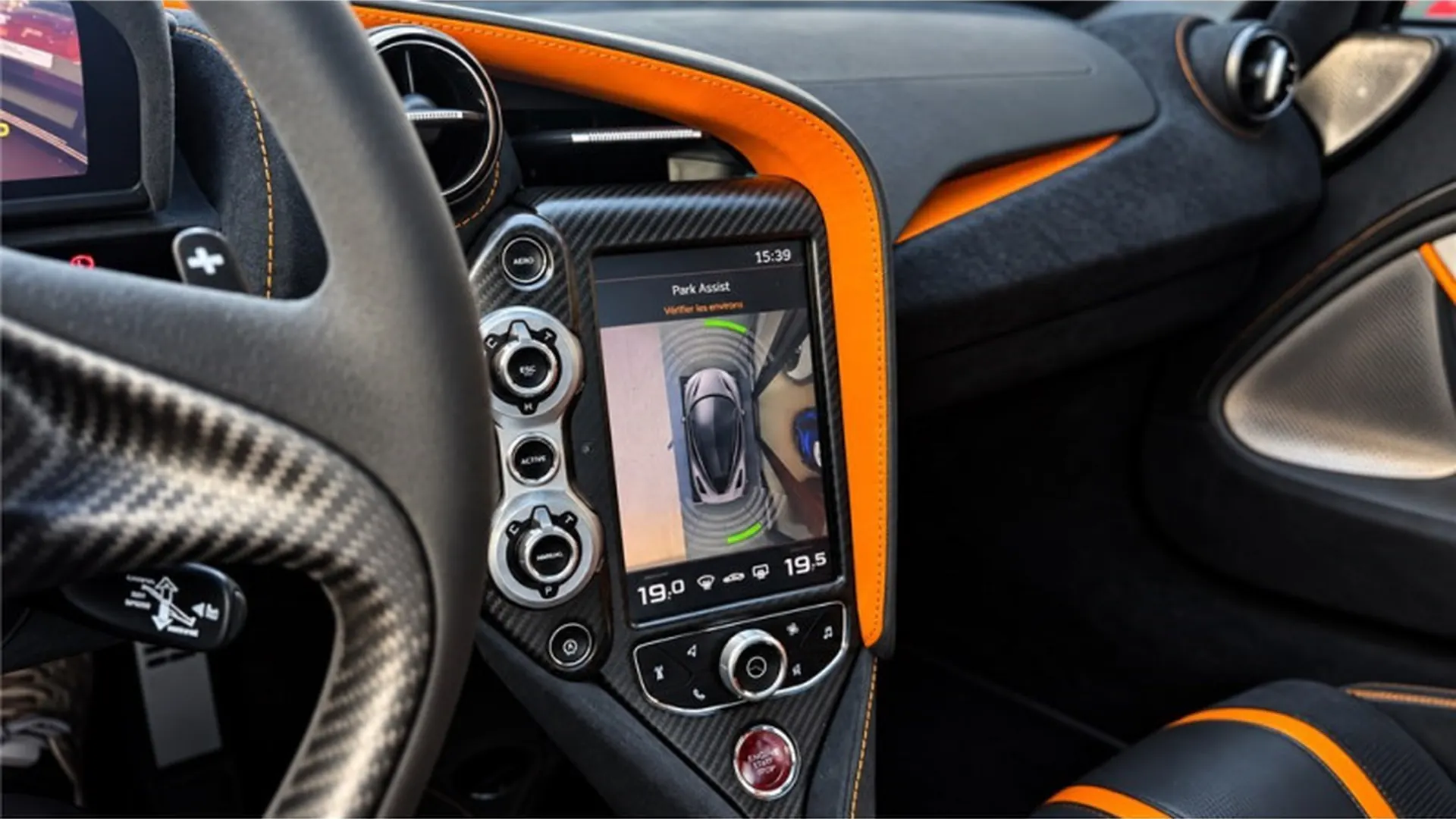McLaren 720S — photo 11