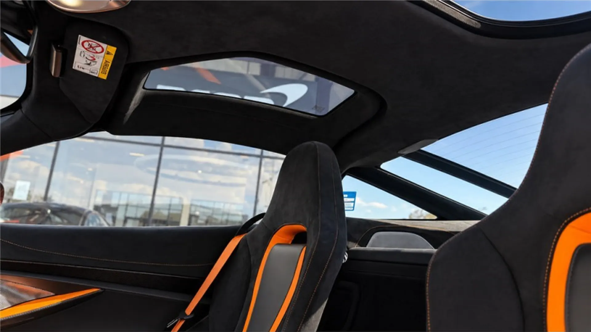 McLaren 720S — photo 10